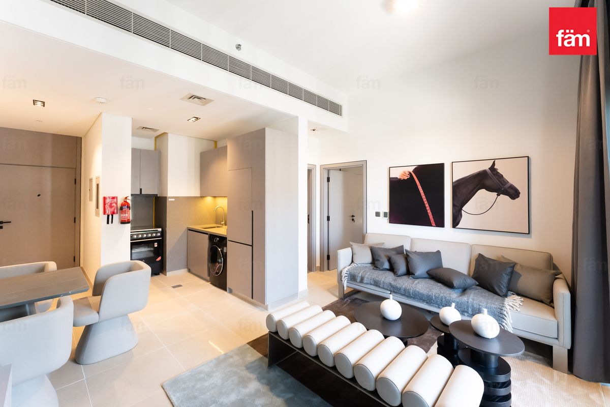 Brand New 1 Bedroom Fully Furnished Ready To Move