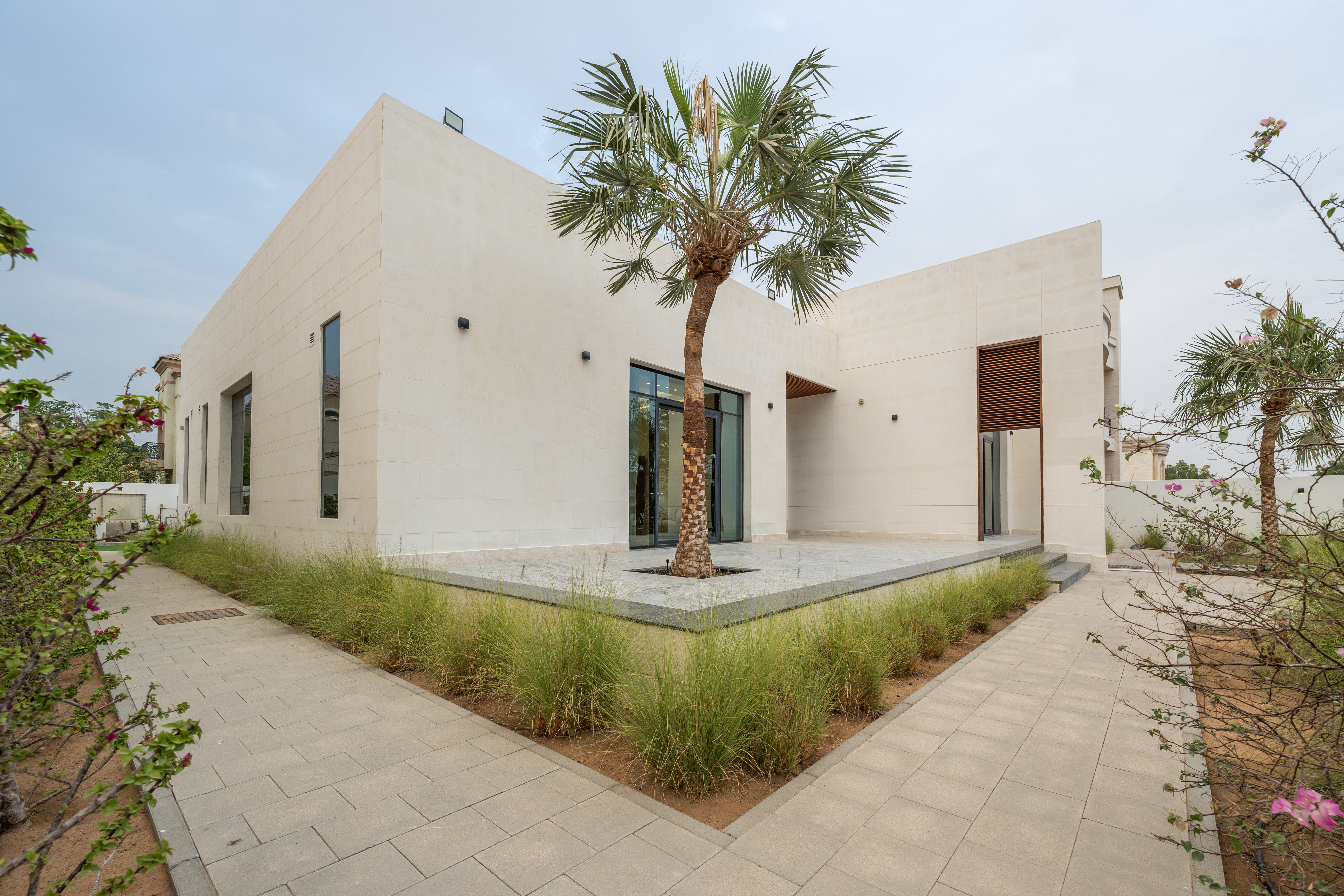 Luxury Fully Furnished 4BR Villa | Maid + Driver | 2 Parking | Monthly & Quaterley