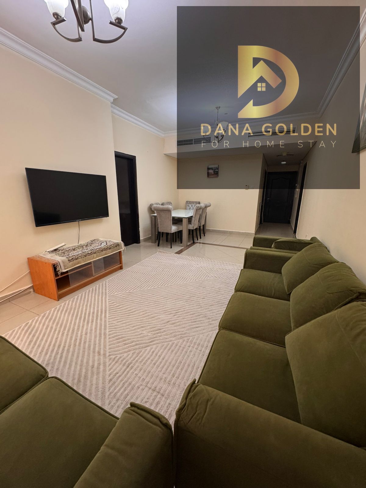 Welcome to Dana Golden Hoodie Homes Real Estate LLC. Meeting your needs is our top priority. Details: AED 5200 including internet One bedroom and