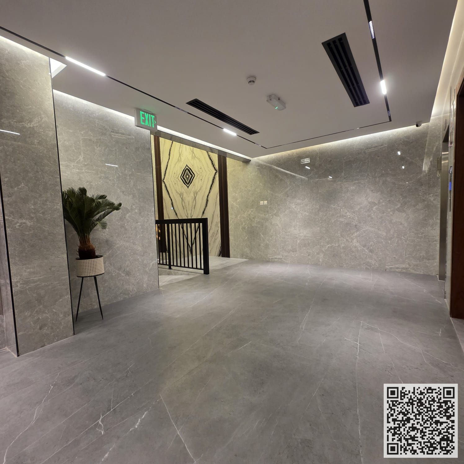 Office for Annual Rent in Ajman – Al Rashidiya 2 Office for annual rent in Ajman, Al Rashidiya 2 - next to the Ruler's Palace - prime location a