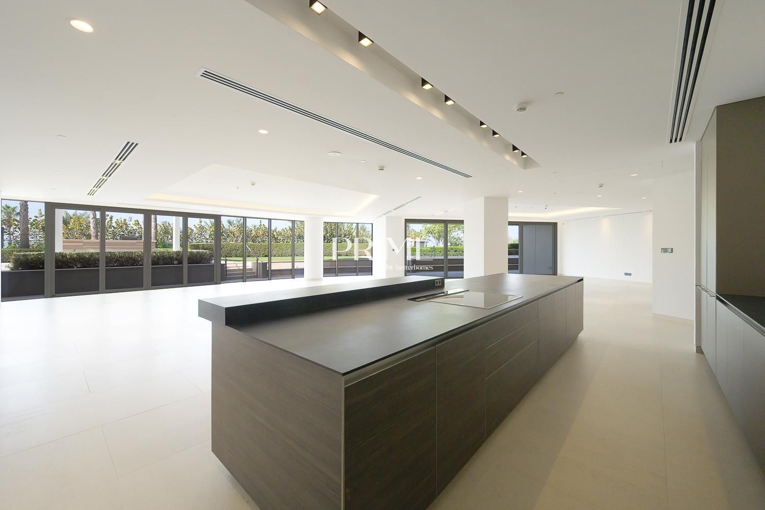 Private Garden Pool | Vacant | Beach Access