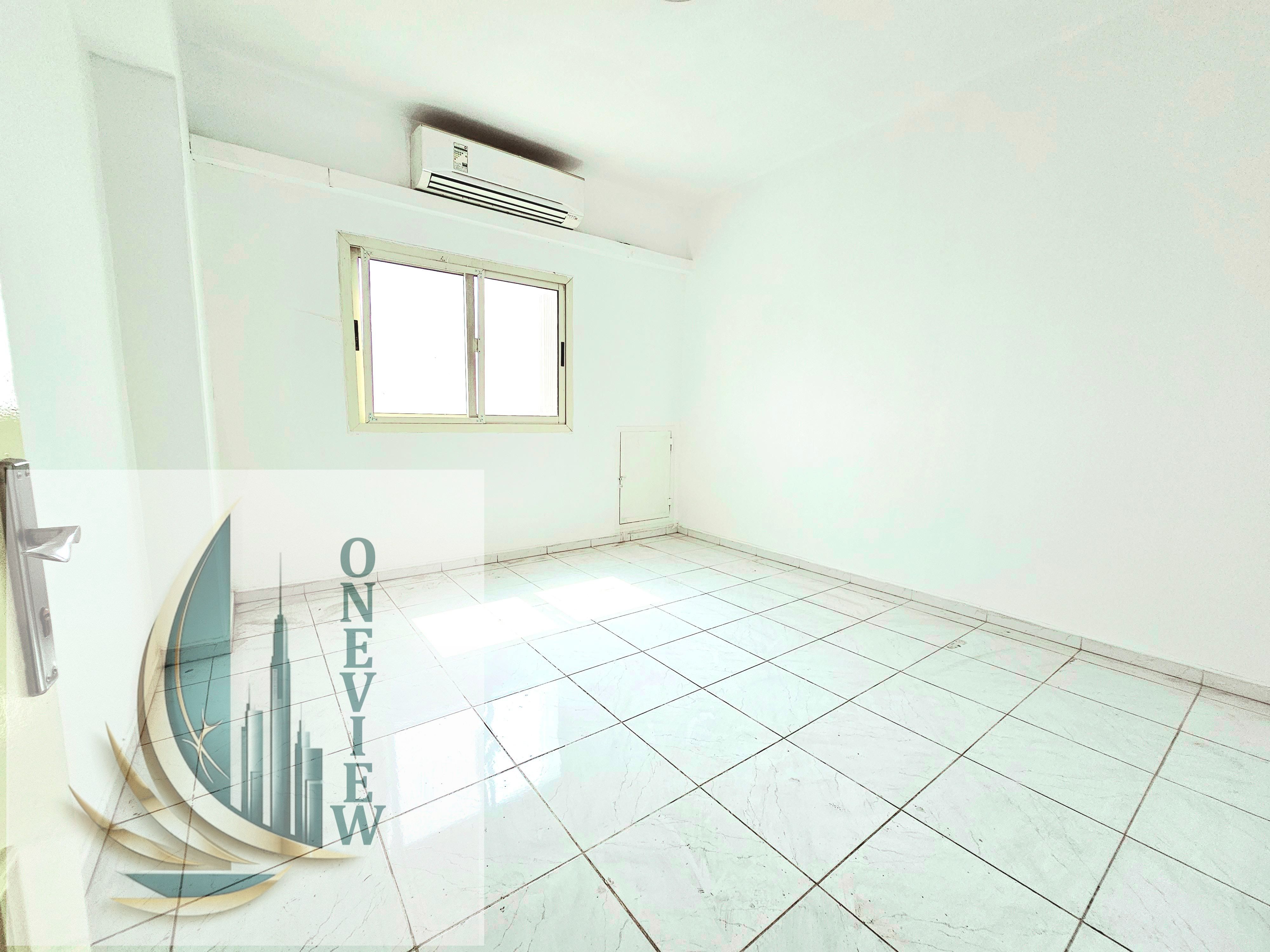 HOT OFFER//LAST UNIT//VERY SPAISIUS 1BHK IN ONLY 30,000 CLOSE TO MEGA MALL//NEAT AND CLEAN FAMILY BUILDING