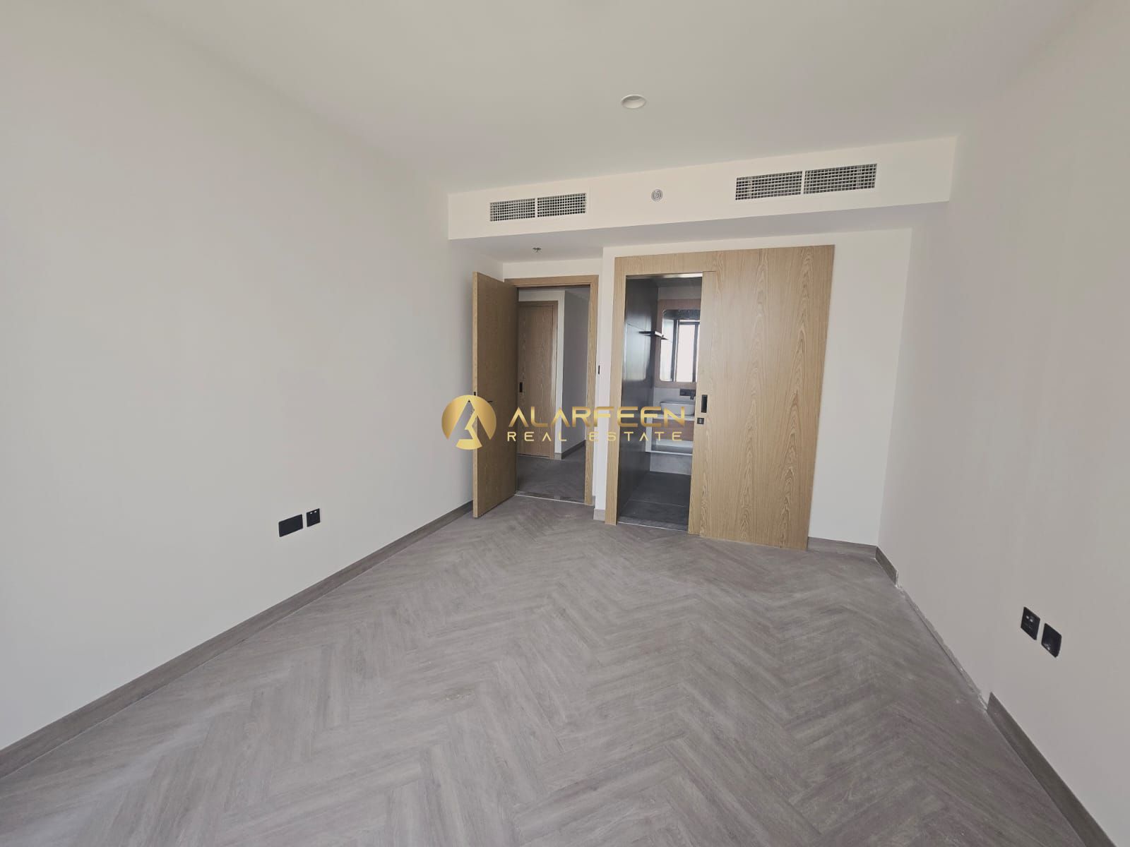 Spacious Apartment | with best ammenities | Community view