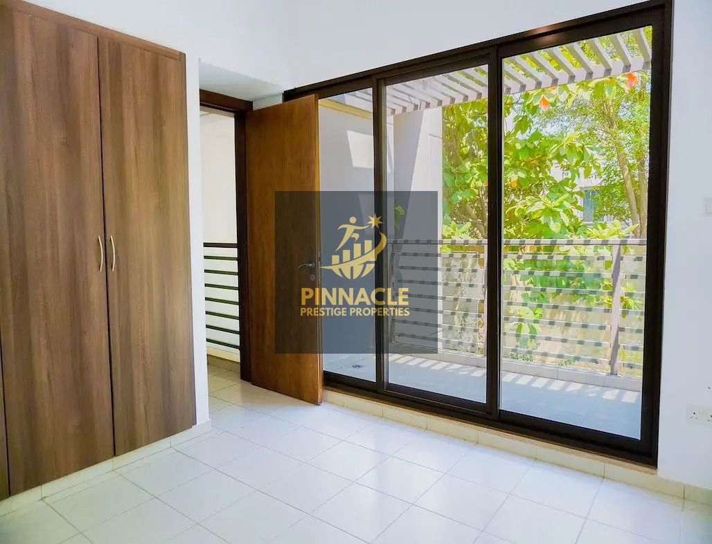 Ultra-Luxury Finishes | Signature Amenities | Ready Now