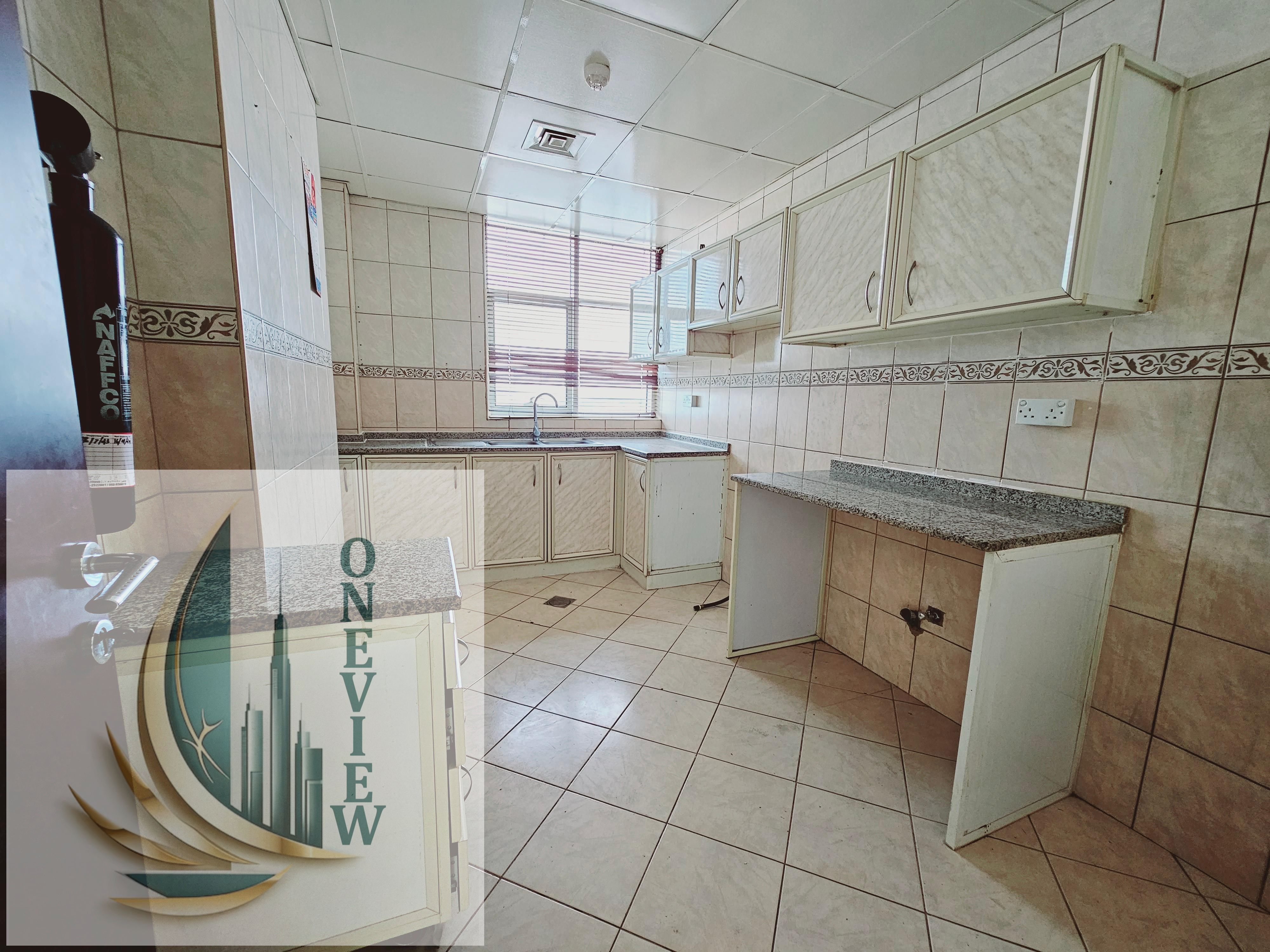 LAWISH OFFER//CLOSE TO MEGA MALL//VERY SPAISIUS 1BHK WITH BALCONY MASTER BEDROOM ONLY 33,000 BU DANIQ