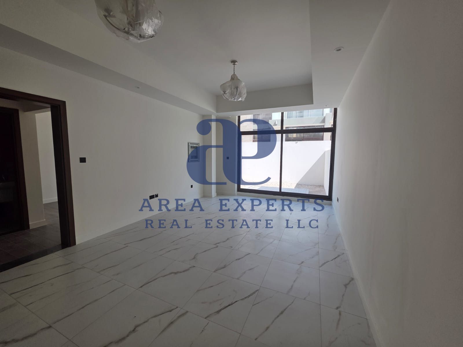 Single Row Unit | Elie Saab Interiors | Ready to Move In