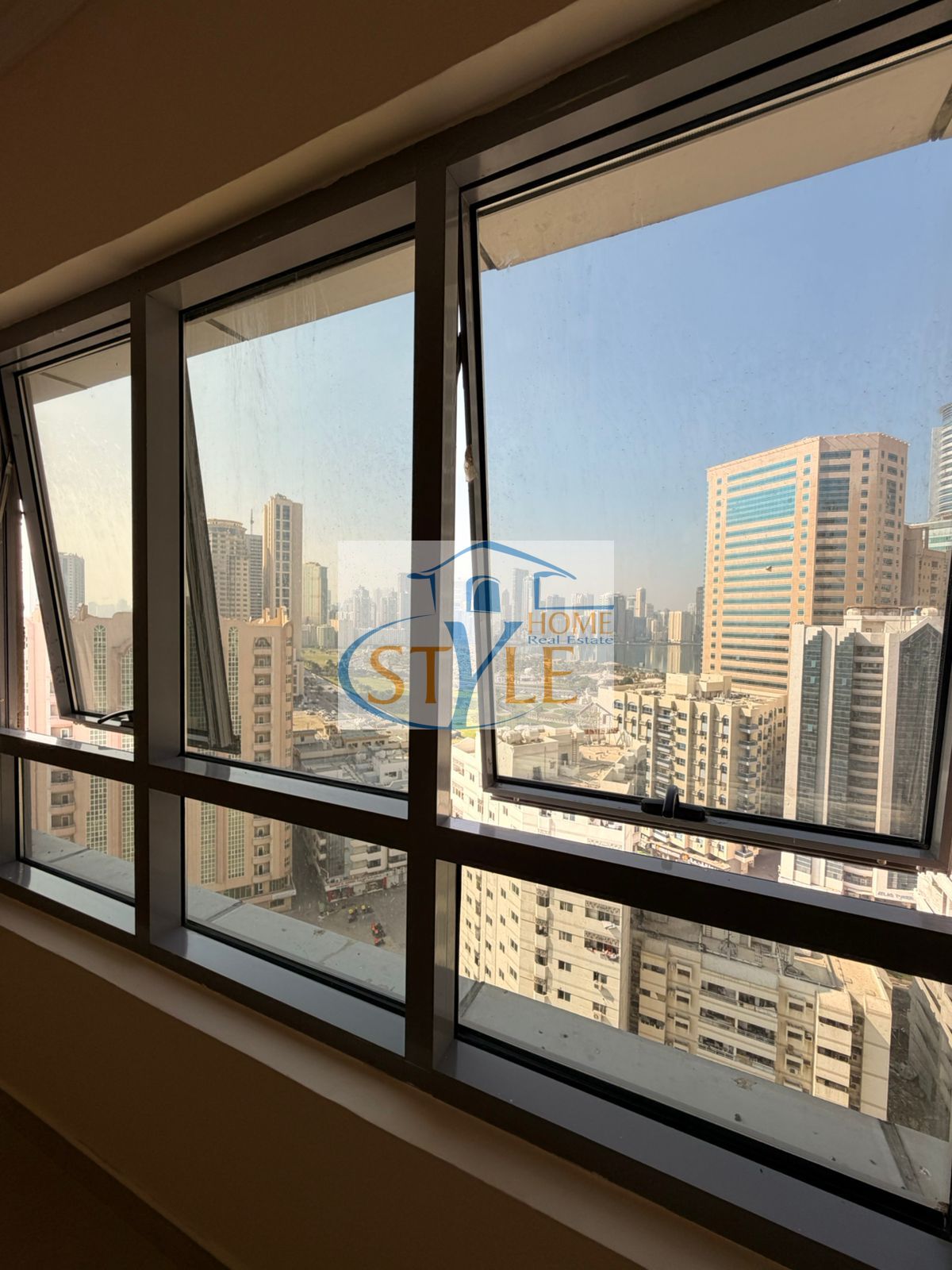 Apartment in Al Majaz 2, Al Majaz, 3 bedrooms, 60,000 dirhams