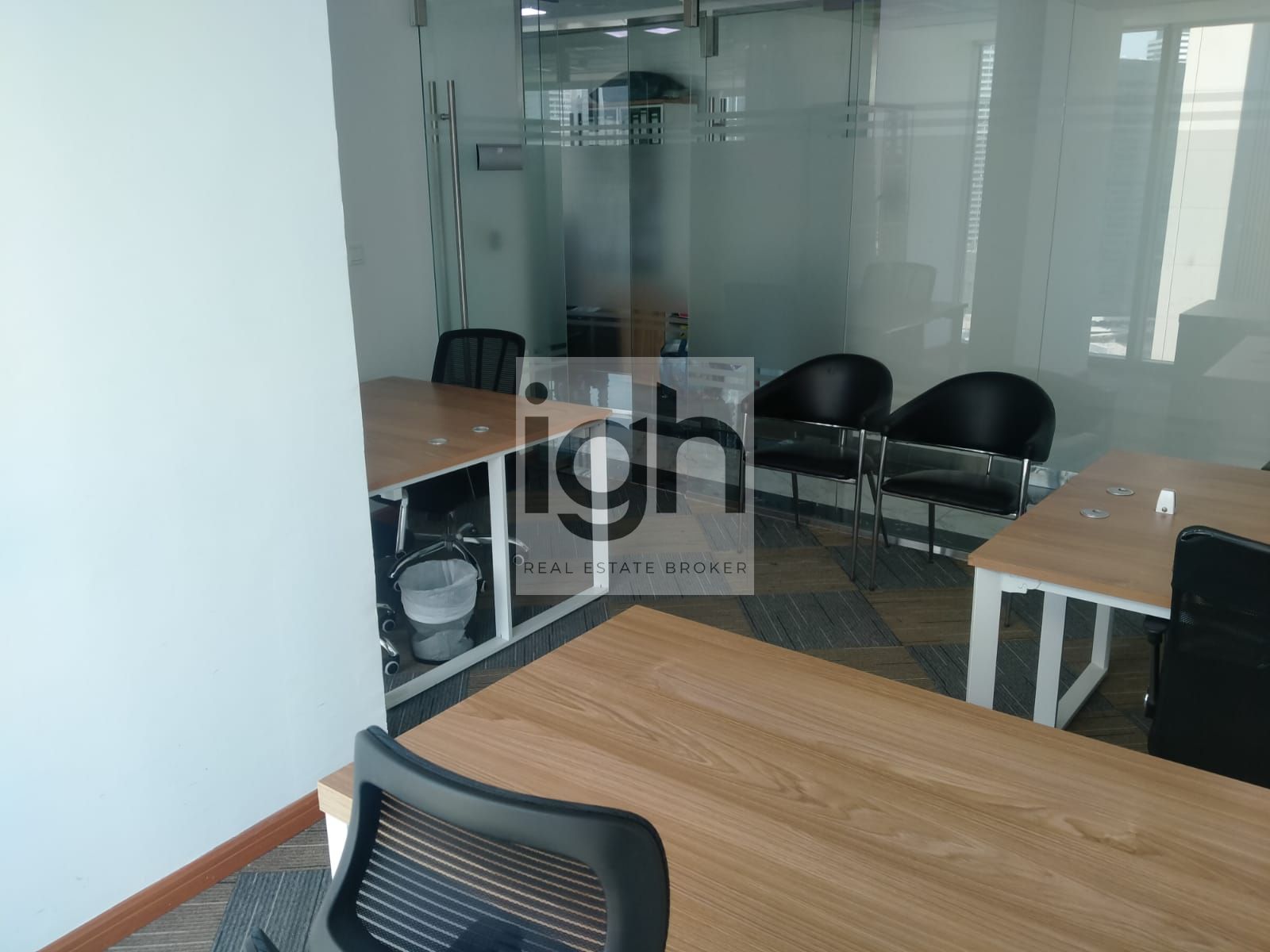 Multiple Office Spaces | DIP | Business Centre