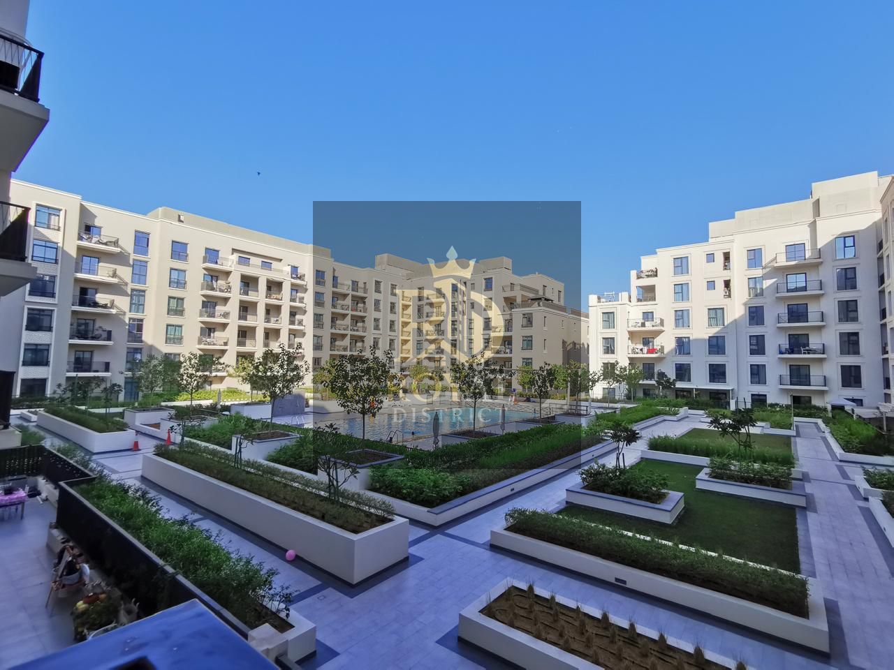 OWN AN APARTMENT IN A PRIME LOCATION | IN THE HEART OF MARYAM ISLAND WITH A POOL VIEW | LUXURY FINISHES | FREEHOLD OWNERSHIP FOR ARAB NATIONALITIES