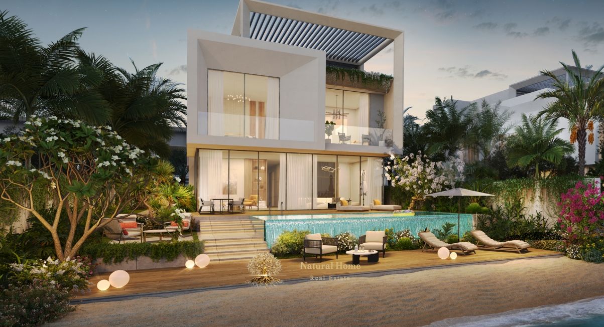 Luxury Palace on the Beach | Modern Design & Freehold