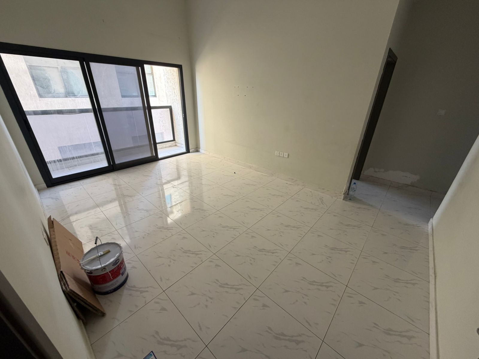 This apartment combines prime location, comfort, and practical finishes, making it an ideal choice for long-term living in Al Jurf 3, Ajman.