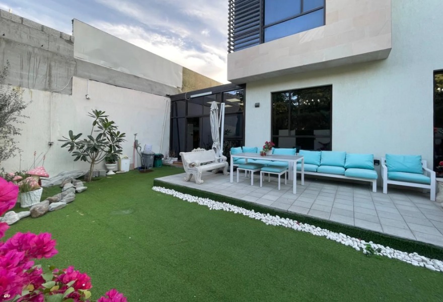 Standalone Luxury Villa for Sale in Nasma