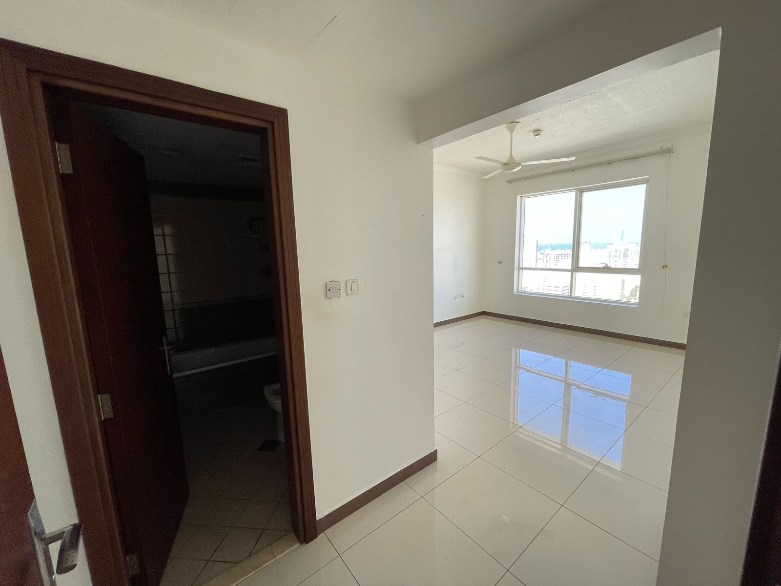 1 Bedroom Apartment for Rent – Al Qasimia | Sharjah 2 Bathrooms, central AC, one month free, free gym, close to all services and public facilities.