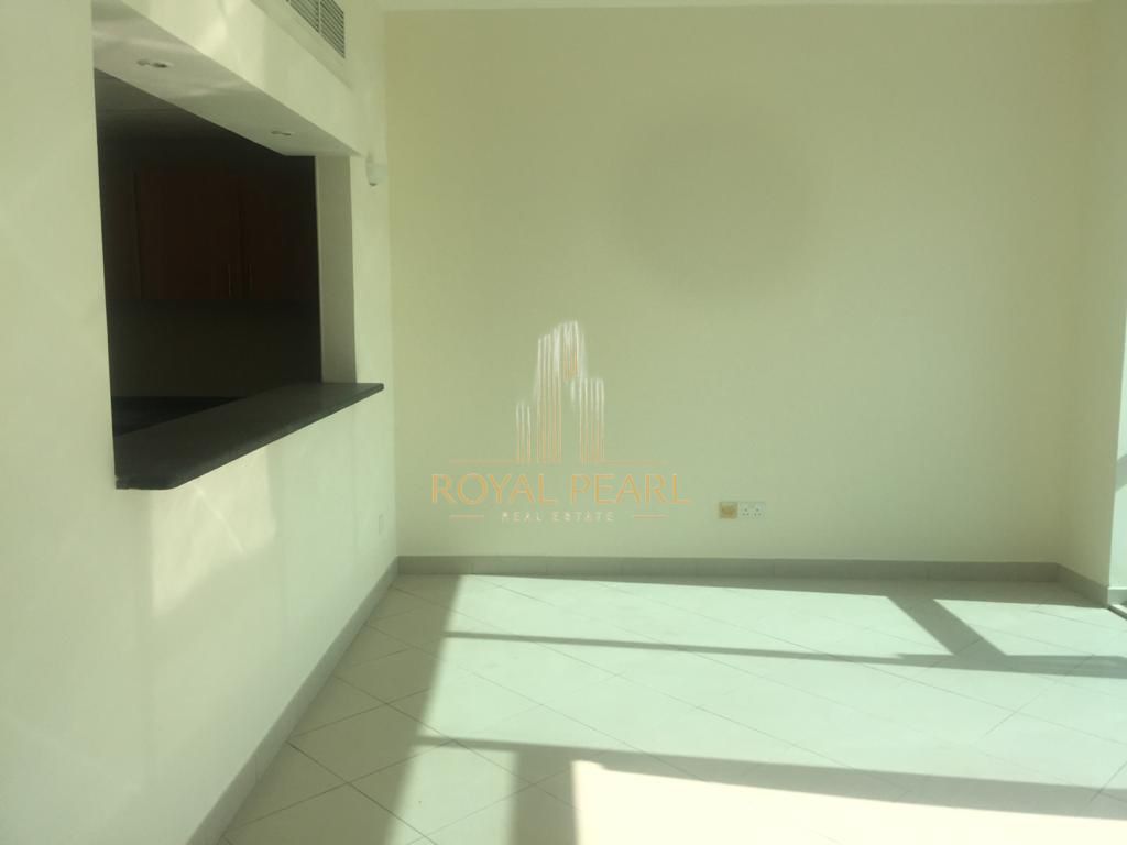 FULL CANAL VIEW/PRIME LOCATION/VACANT