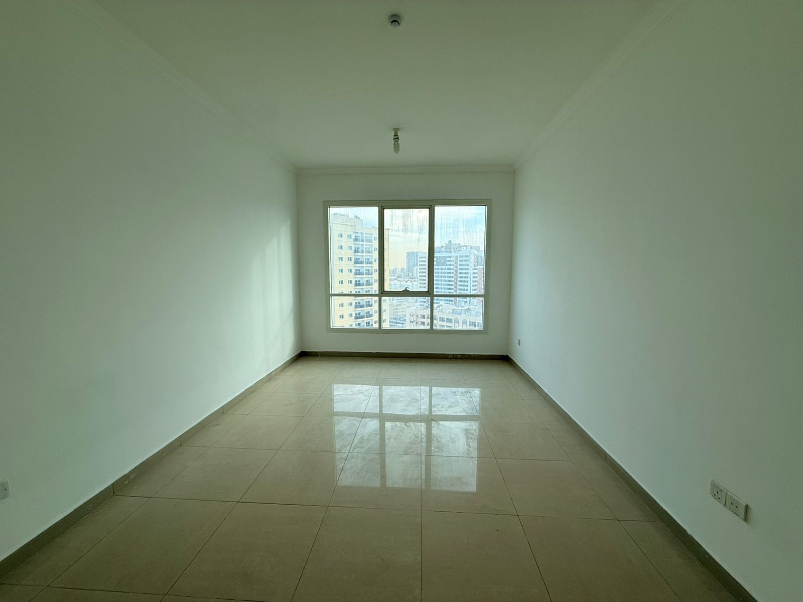 Free Parking – Maid’s Room – 4 Bathrooms – Central Air Conditioning – Open View – Built-in Wardrobes