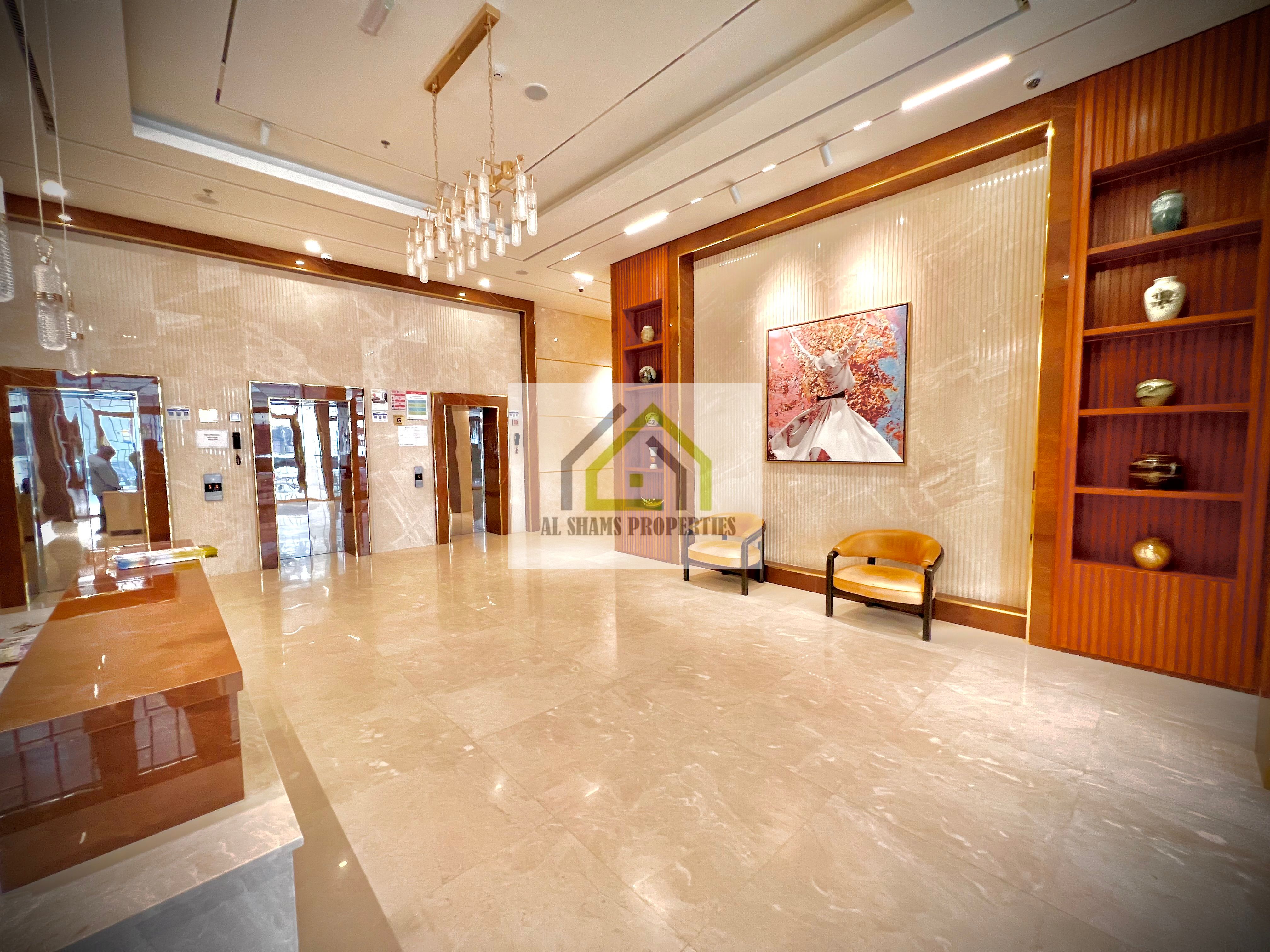 Upgraded 2bhk With Balcony parking 3 bath Near to Family Park