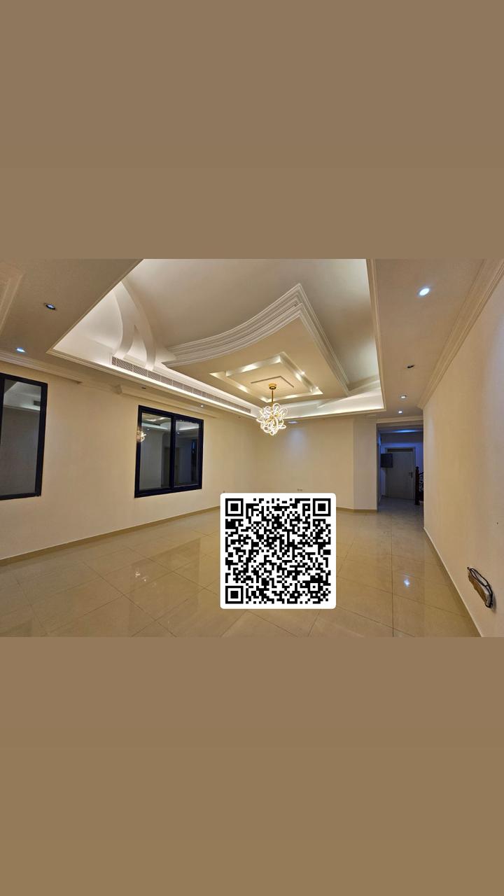 Villa for sale Al Rawda 2 Ajman. Res/Comm on Al Tallah St. 5 Master BR, Majlis, Maid room. Area 395sqm near Mosque & Shurooq Mall. Price 2.1M AED. . . . .