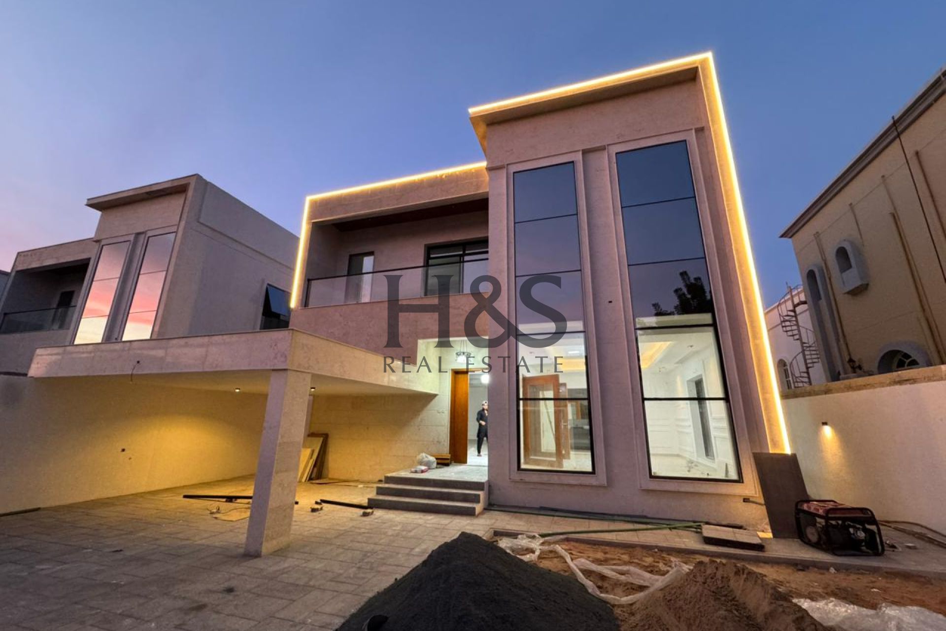 Spacious 5BR Villa + Maid | Freehold | Premium Finishes
