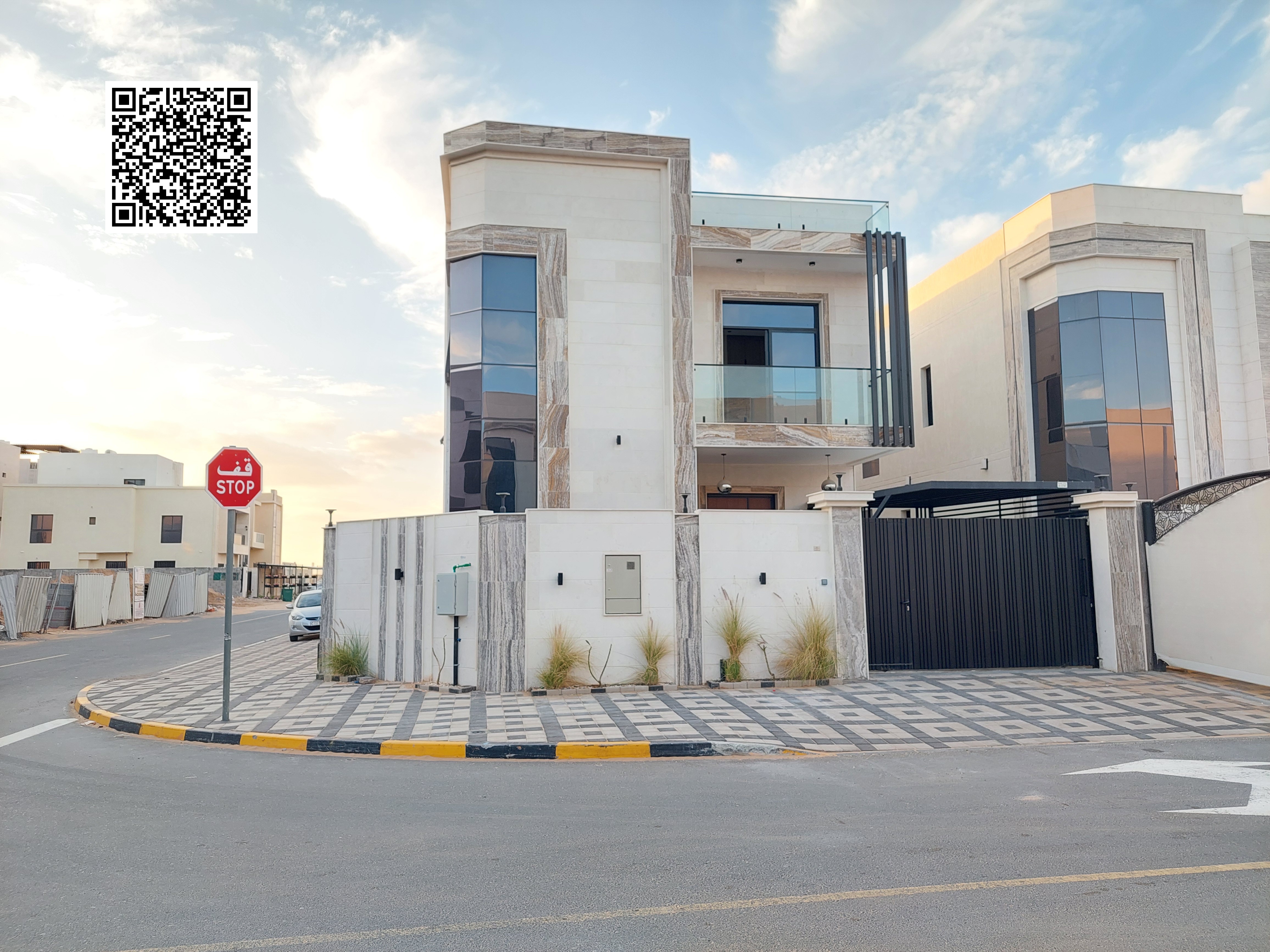 New villa for rent, first occupancy, modern design, corner location on two streets