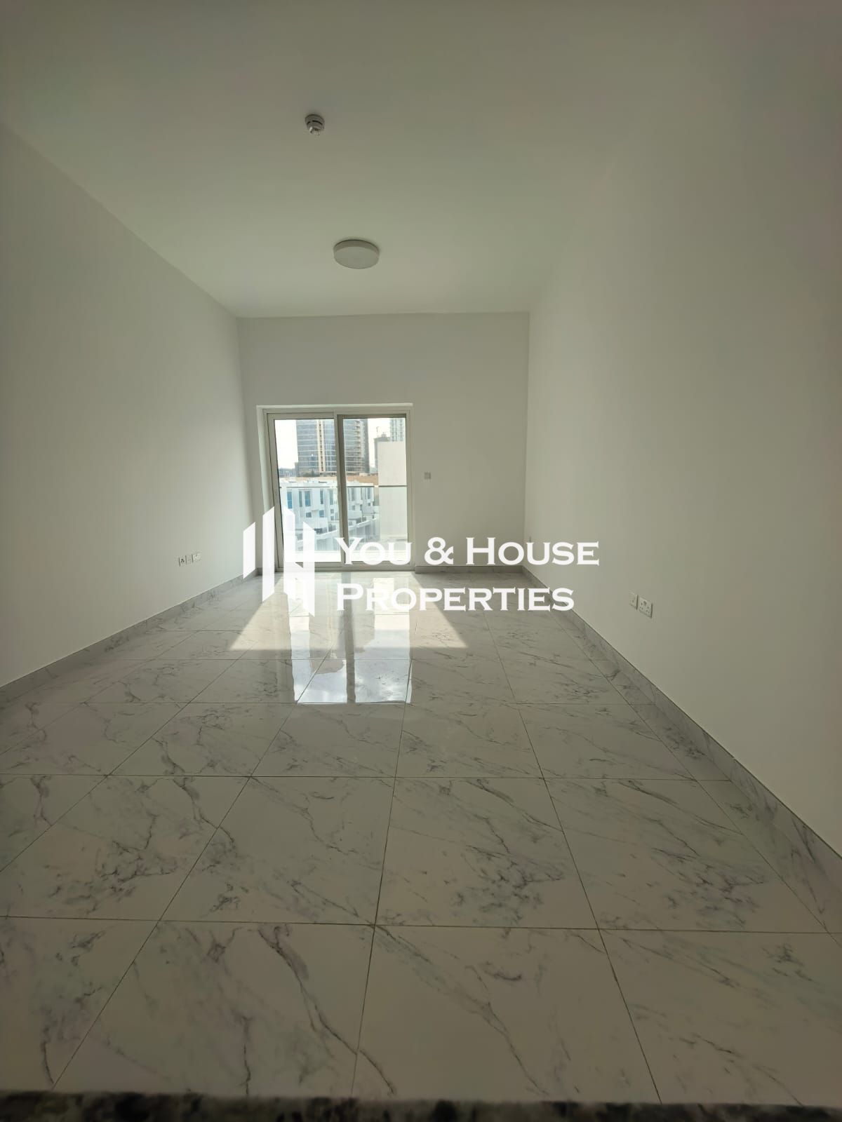 2-Bed Apartment + Store I Cozy & Luxury Layout I Best Amenities