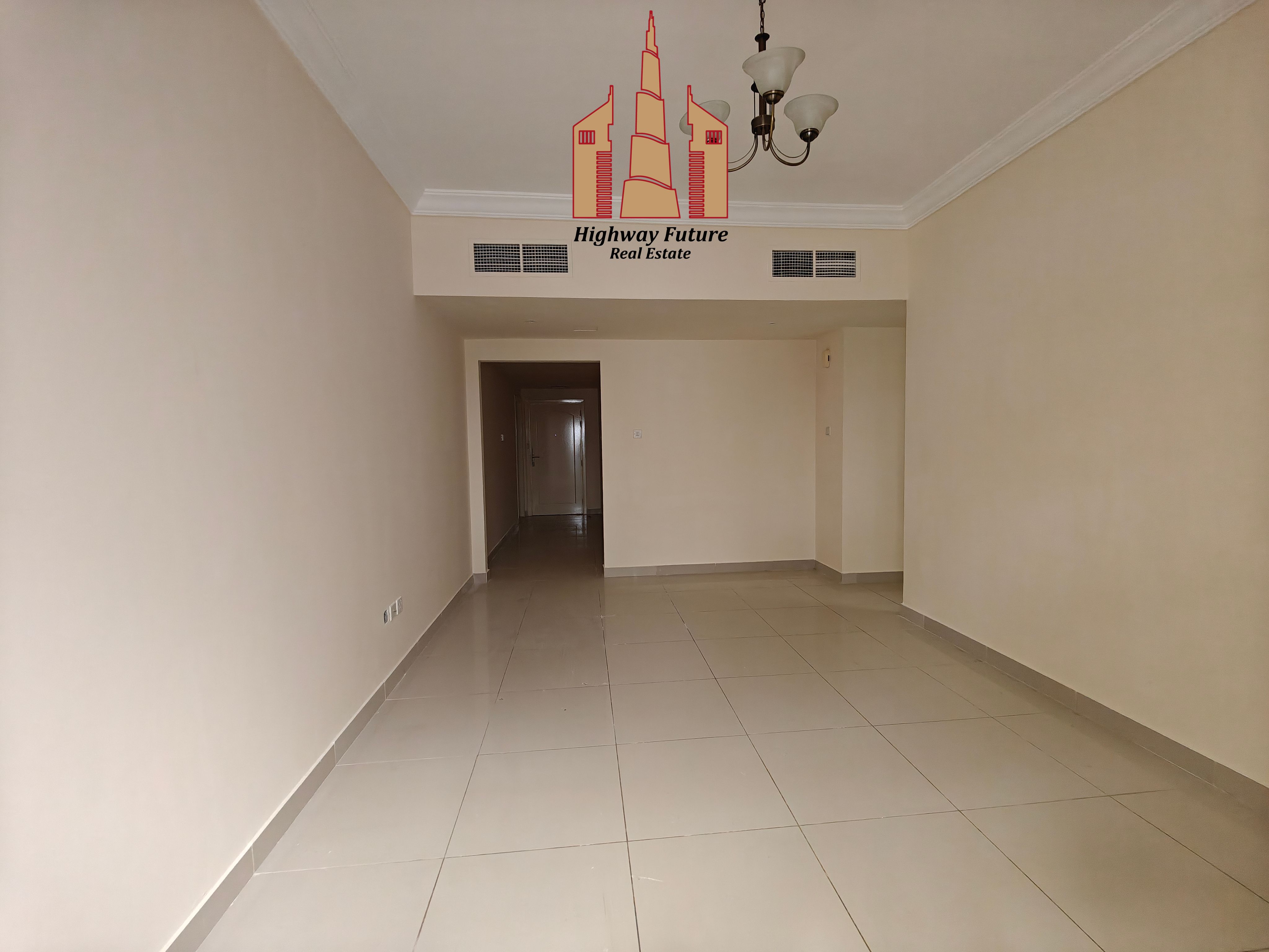 READY TO MOVE APARTMENT ON PRIME LOCATION CLOSE TO FAMILY PARK