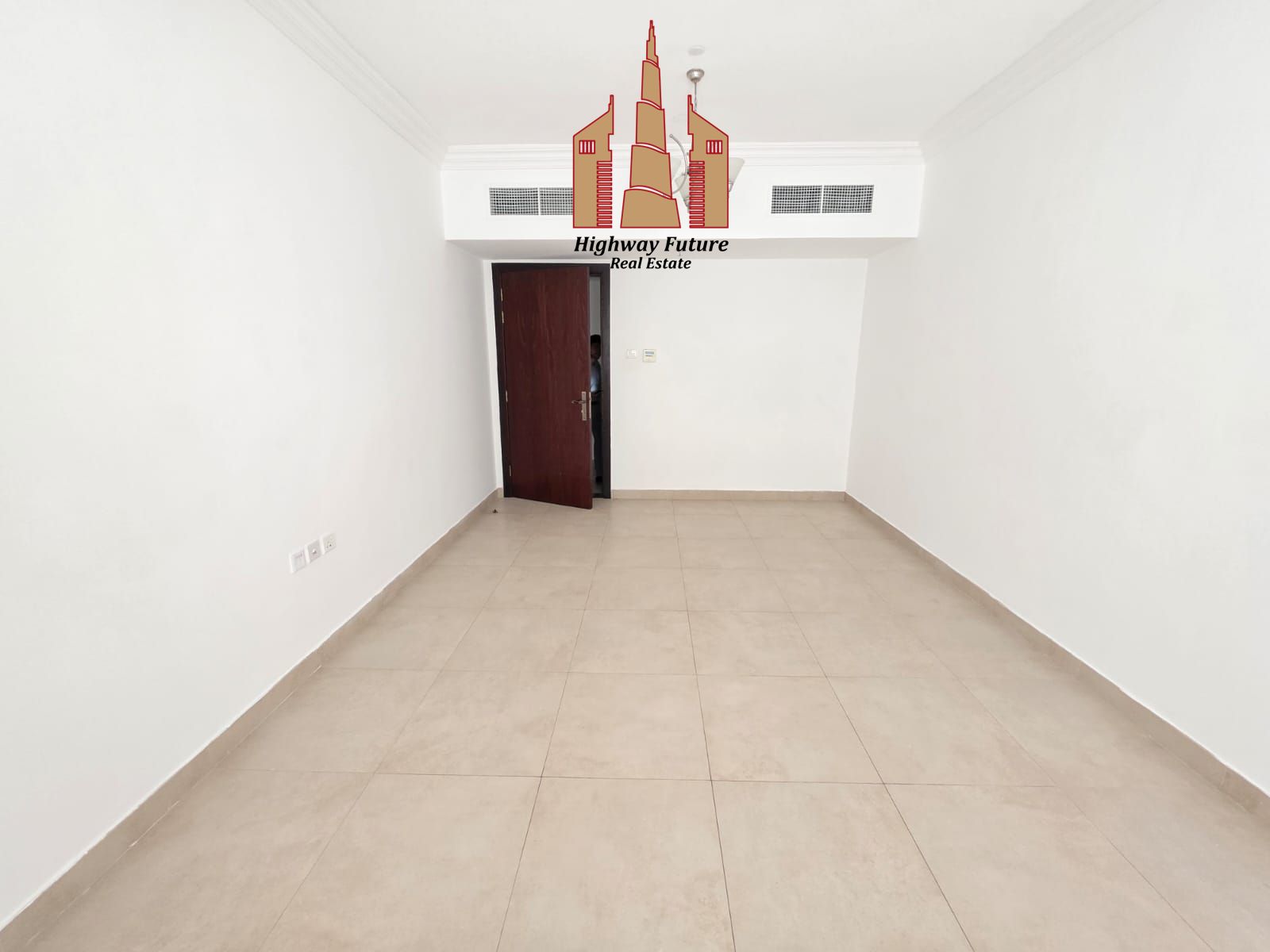 READY TO MOVE APARTMENT ON PRIME LOCATION ONLY IN 47k