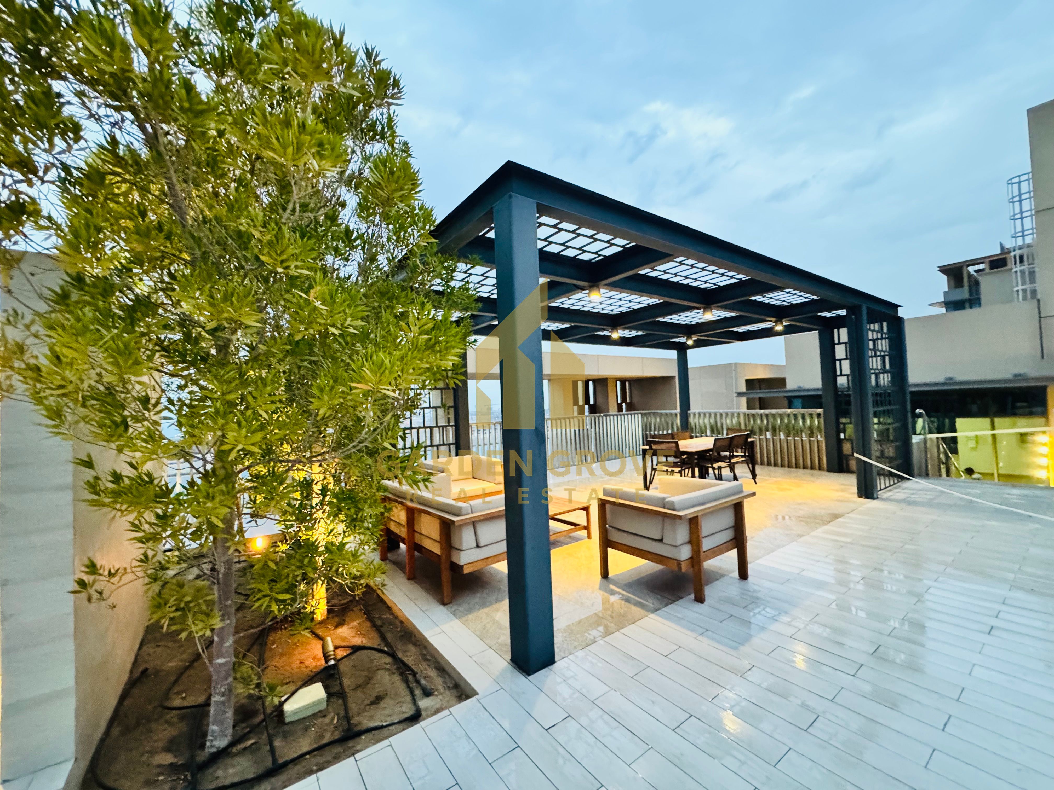 SEA VIEW | 3BHK + MAID | WALKABLE TO METRO