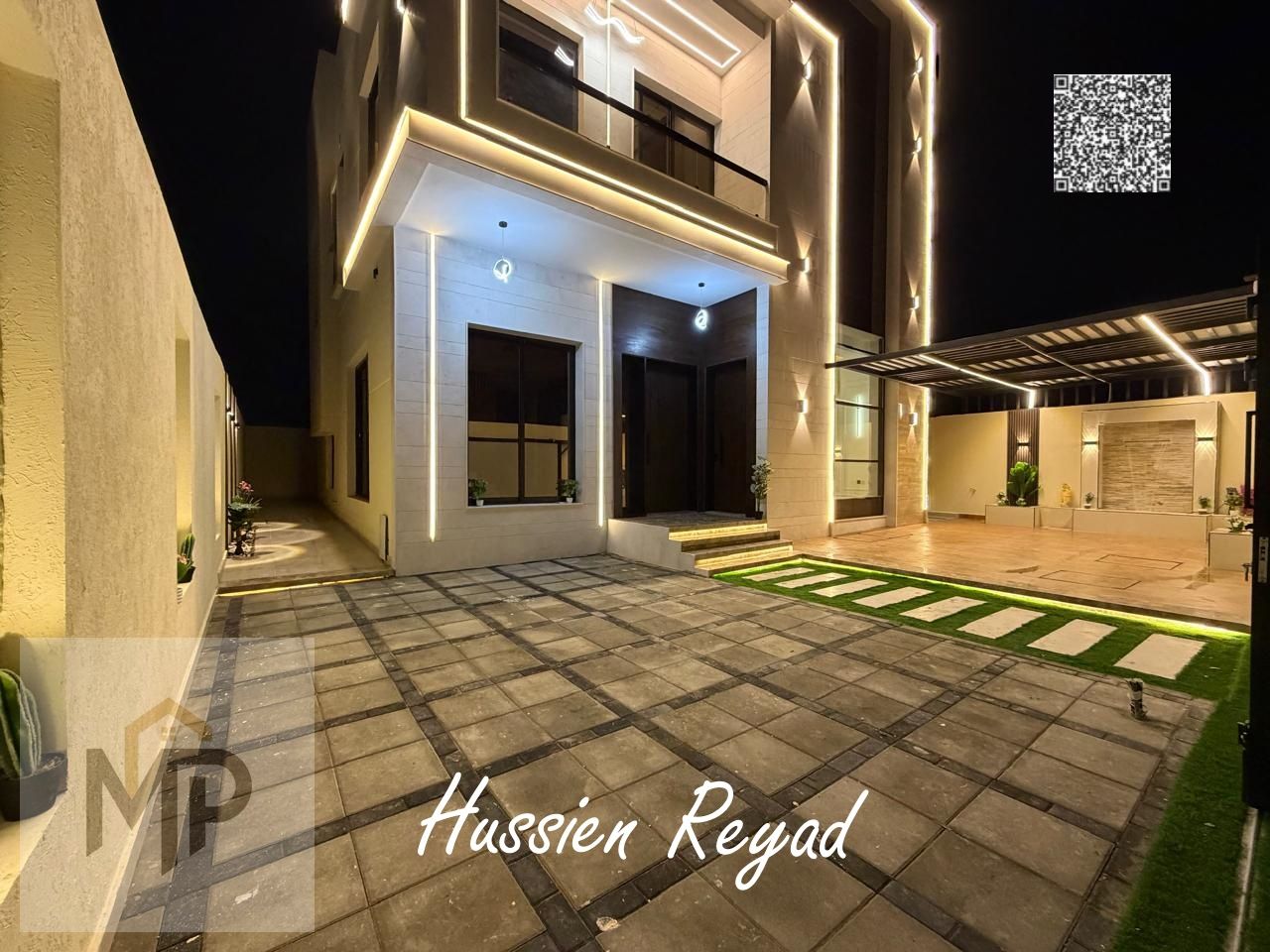Villa for sale in Al-Haliyo area • 3 master bedrooms • Majlis with bathroom • Living room with bathroom • Main kitchen • Maid's room • Large setback i