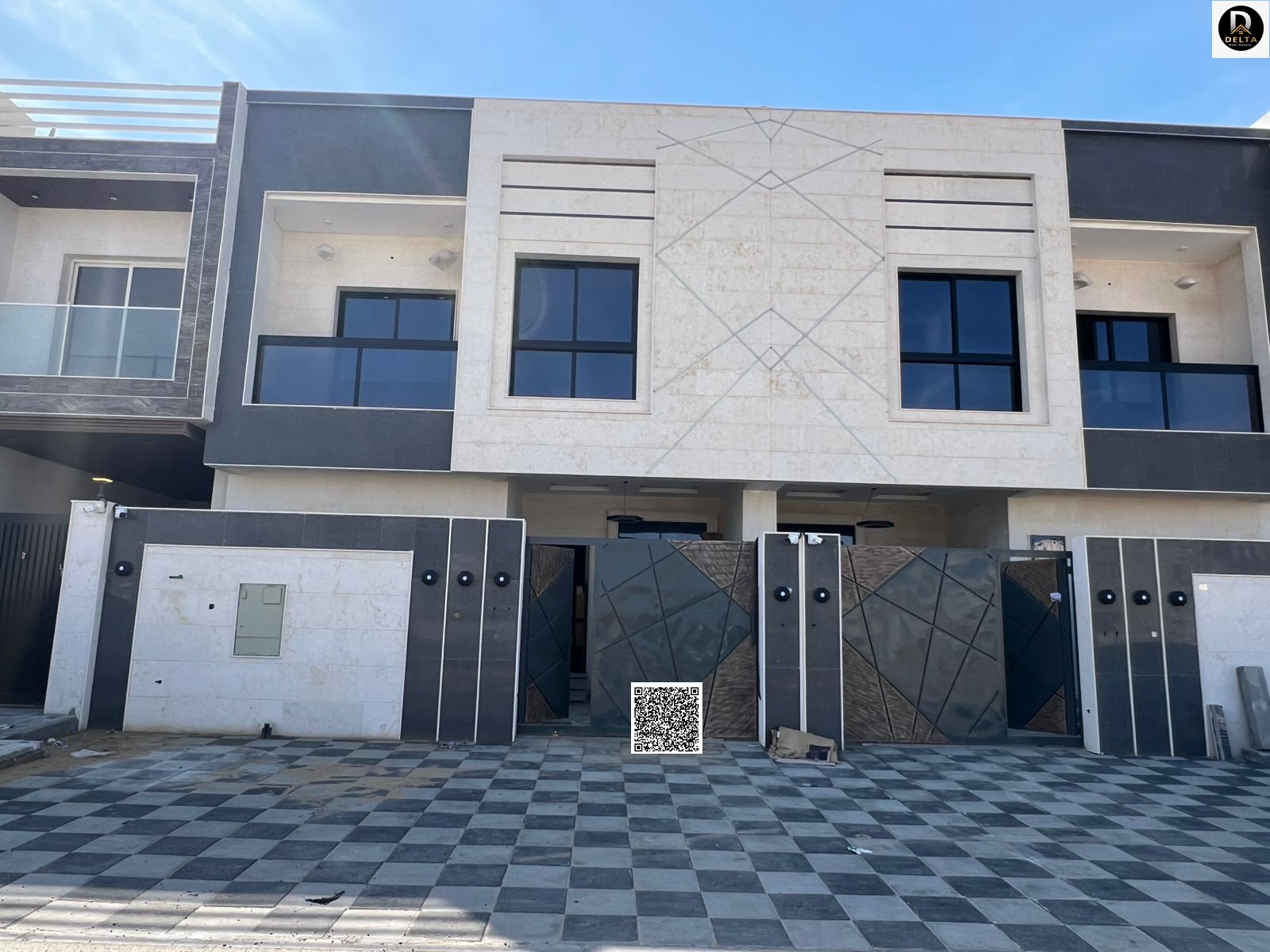 Villa on Mohammed Bin Zayed Street, 4 master bedrooms, at the lowest price in the Chinese market and negotiable. Prime location in a strategic locatio