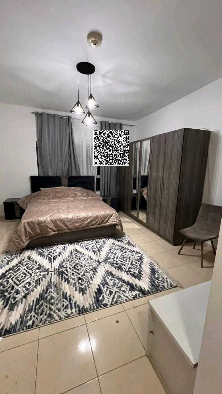 For sale: One bedroom and living room in Orient Towers. Down payment only 160,000.