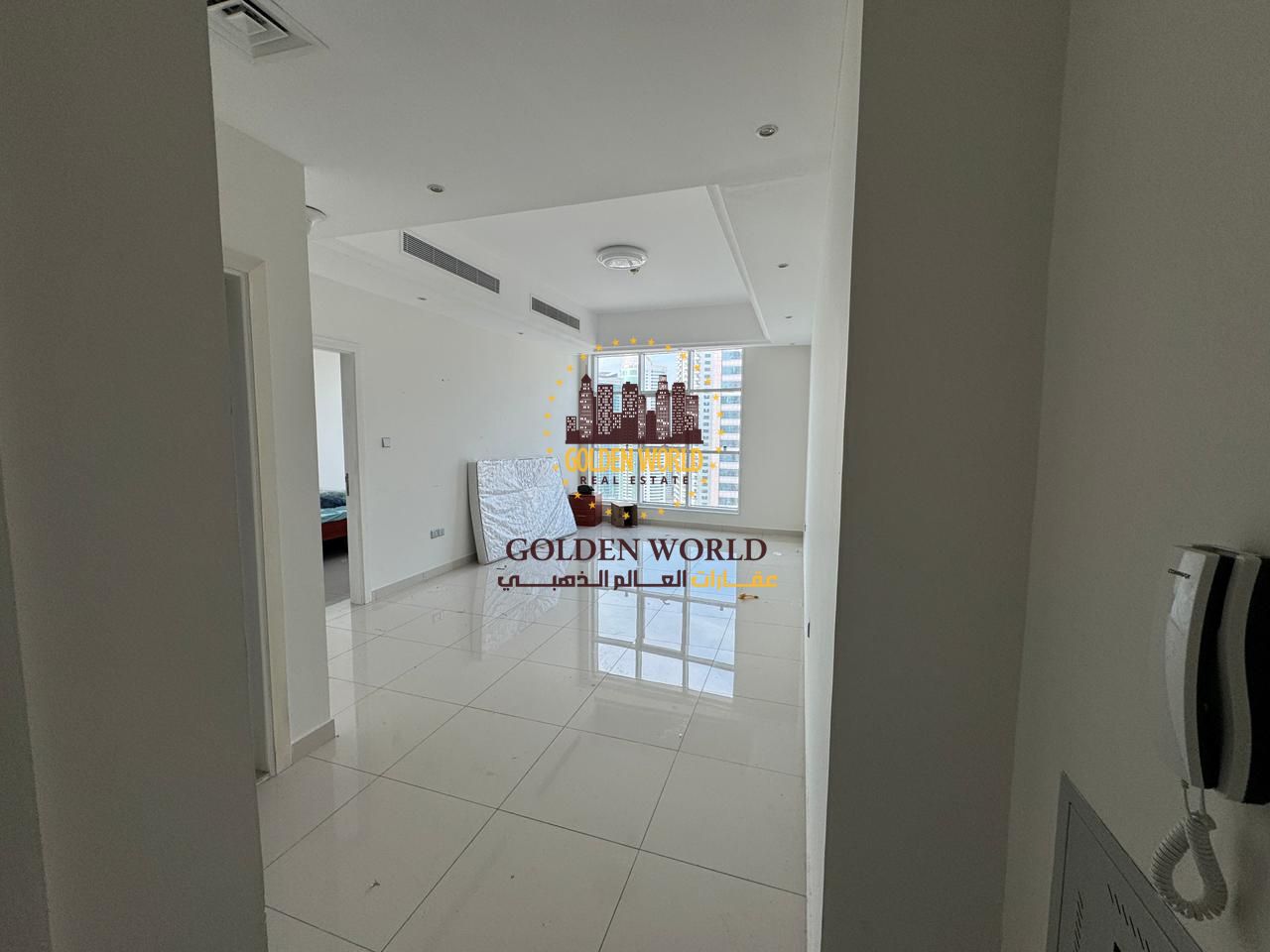 One-bedroom apartment with living room in Al Khan, Sharjah, full sea view, master bedroom, panoramic living room, 2 bathrooms, spacious layout, free p