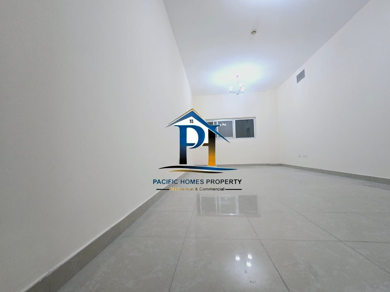 MODERN & SPACIOUS LUXIOURES 1 BHK APT AVAILABLE ((GAS FREE ))ON PRIME LOCATION