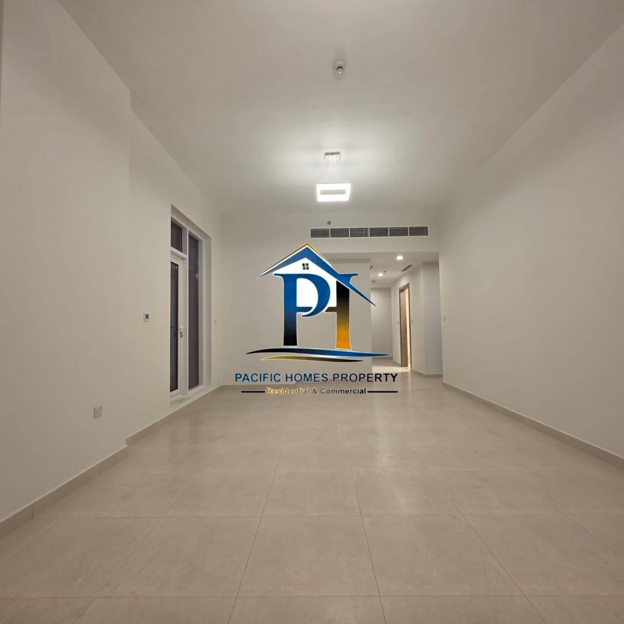 Modern & New Building 03 Bhk Apt Available With All Amenities Next To Park