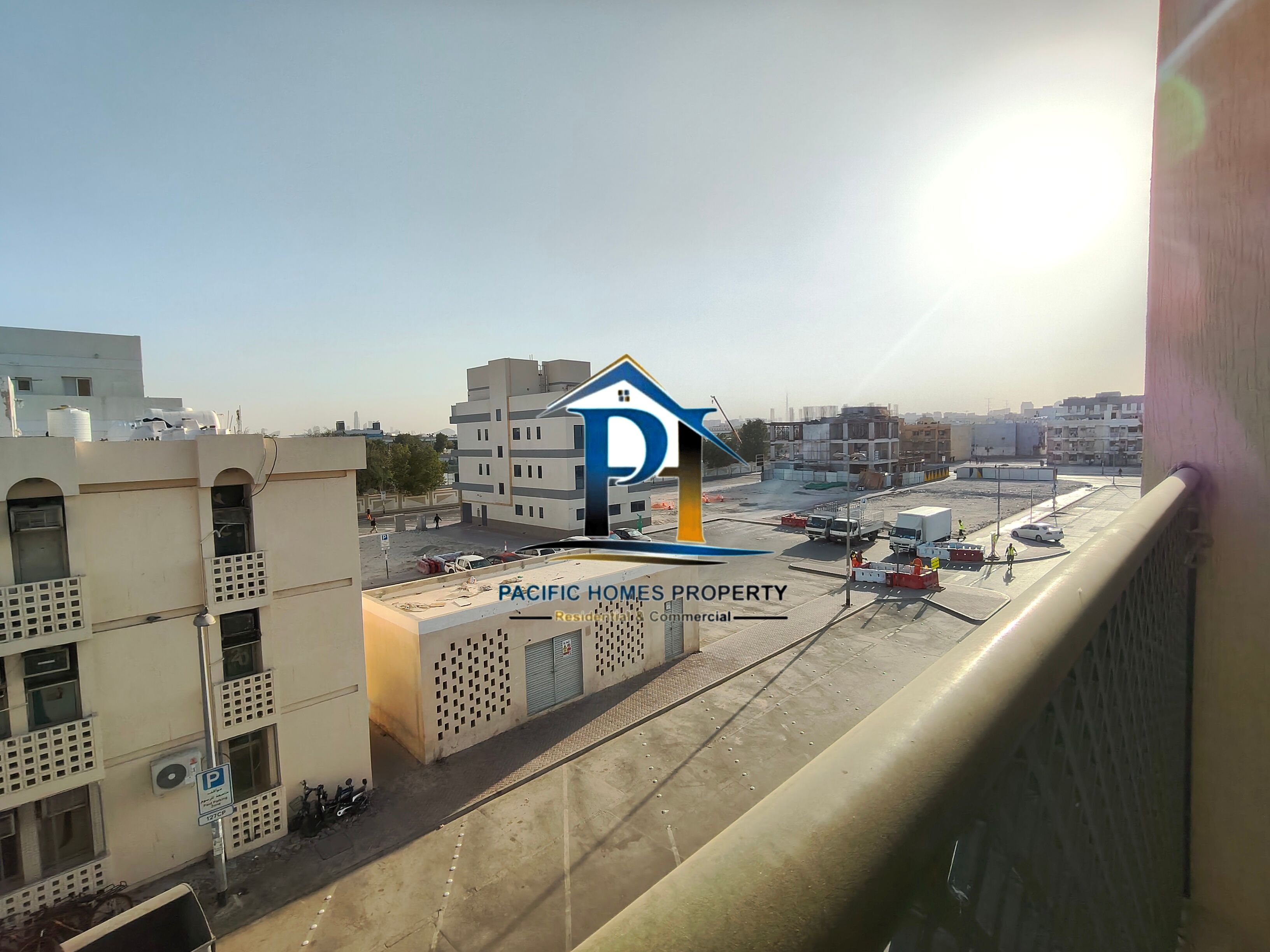 LIMITED OFFER FOR BACHELOR AND STUFF ACCOMMODATION 1BHK APARTMENT AVAILABLE IN PRIME LOCATION. . . . . . . . .