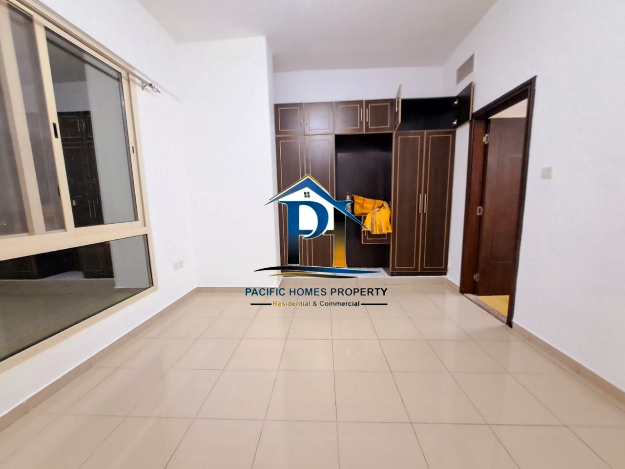 Luxury 1BHK | Sqft 800 | with 2 bathroom gym pool