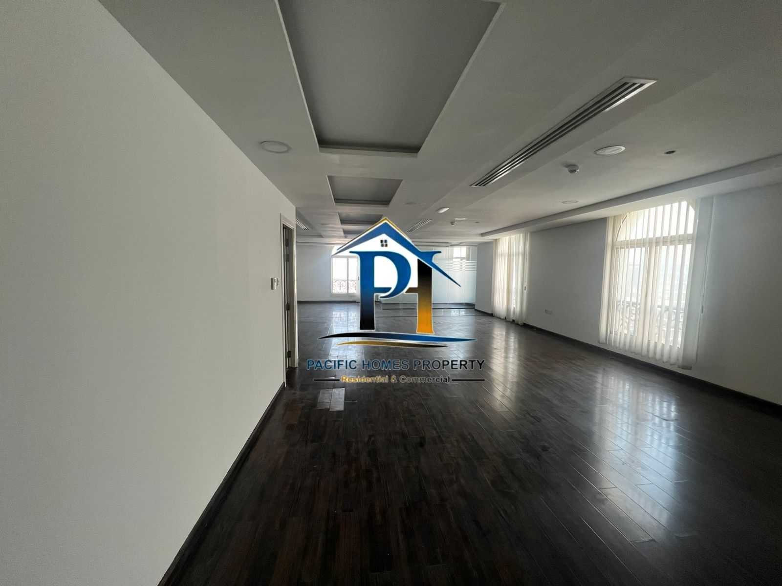 GOLDEN OPERTUNITY FOR SATRT BUSSINESS PRIME LOCATION OFFICE AVAILABEL CLOSE TO METRO JUST IN 171K. . .
