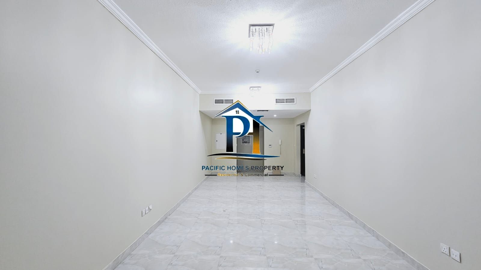 LUXURY 1 BEDROOM CLOSE POND PARK SPACIOUS SIZE GYM POOL AND COVERED PARKING