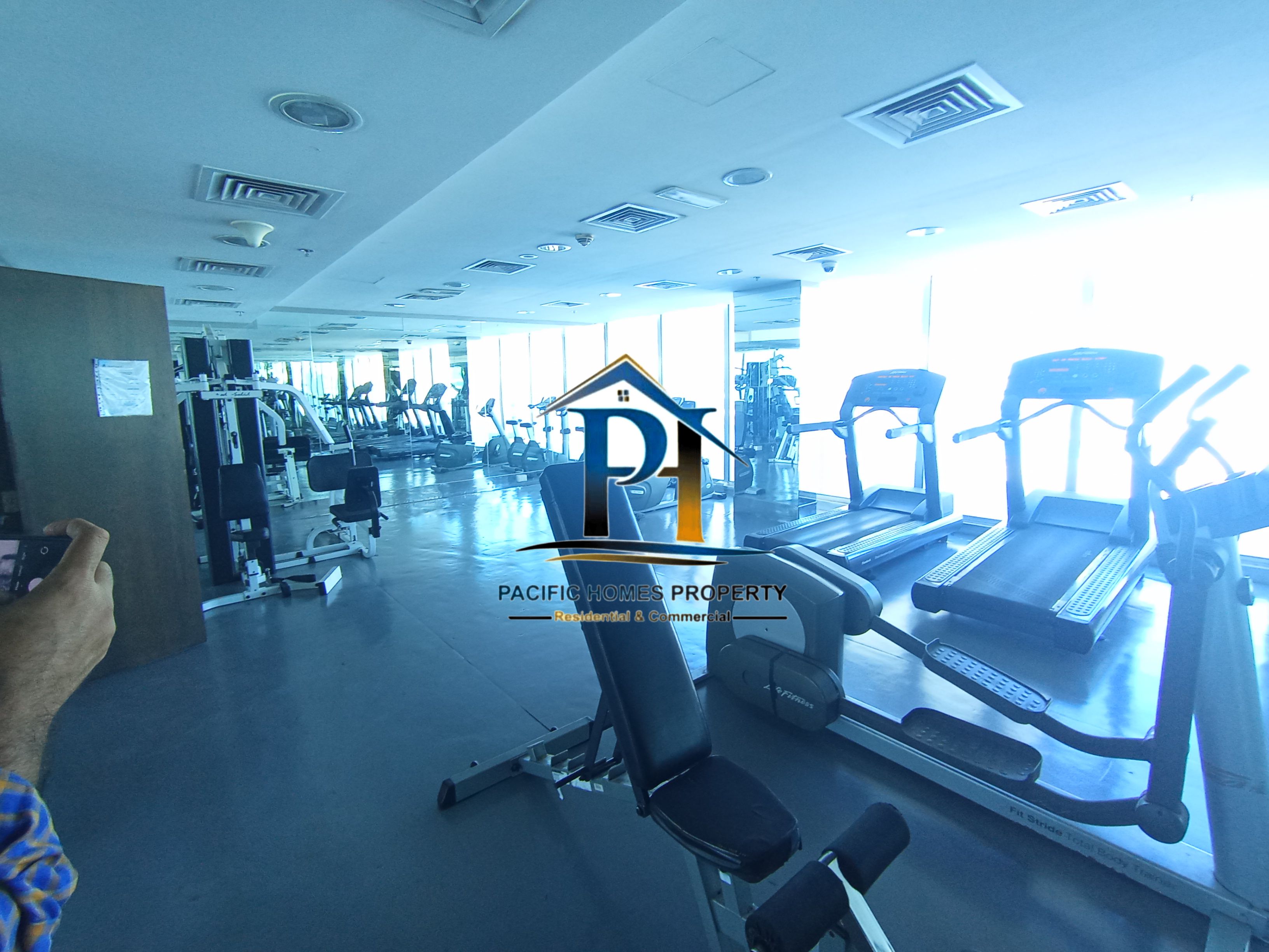 Near Day to Day 1bhk available gym pool and all facilities Rent 55k