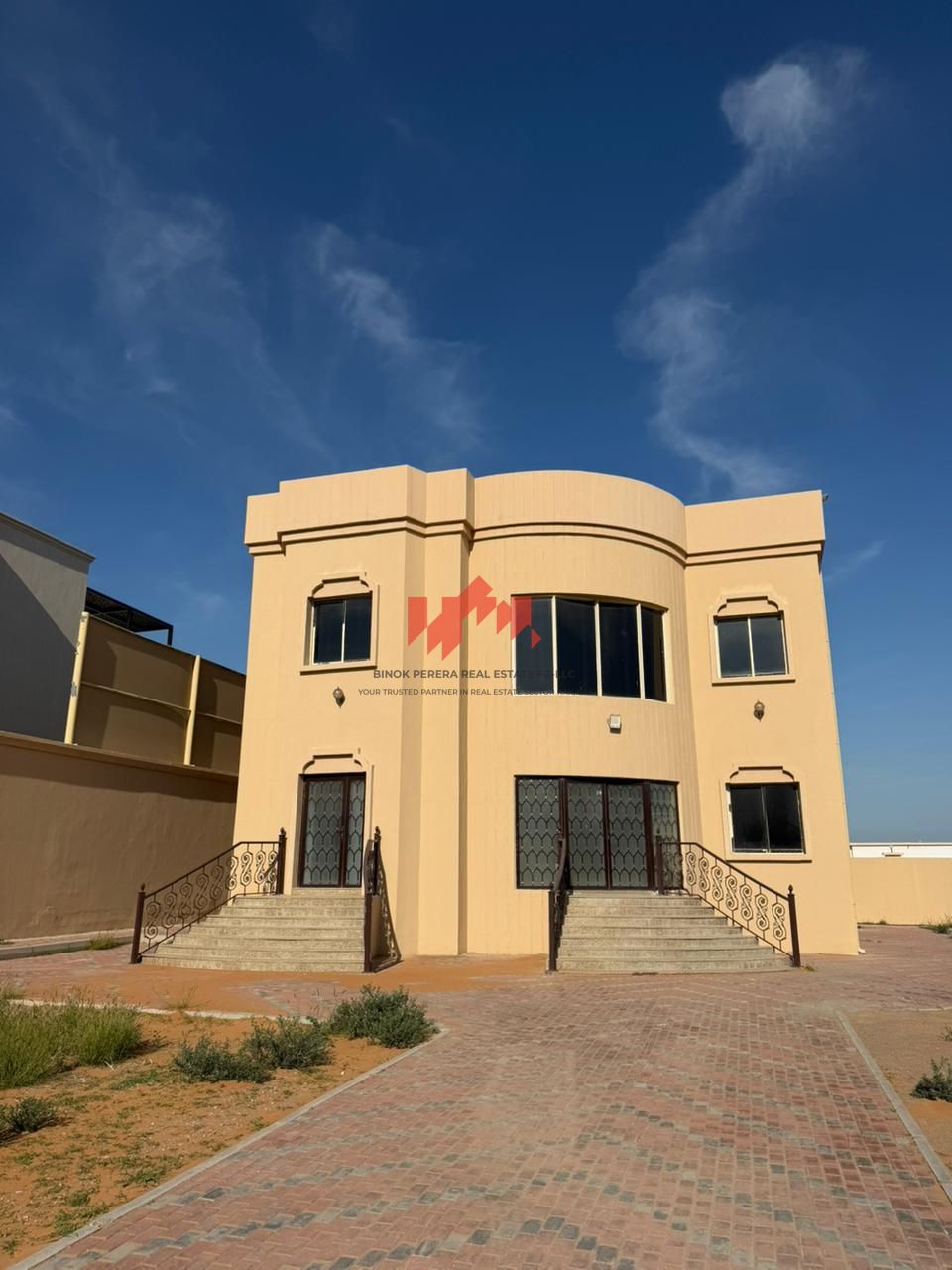 Spacious 5BR Villa in Al Dhait South: Family Villa