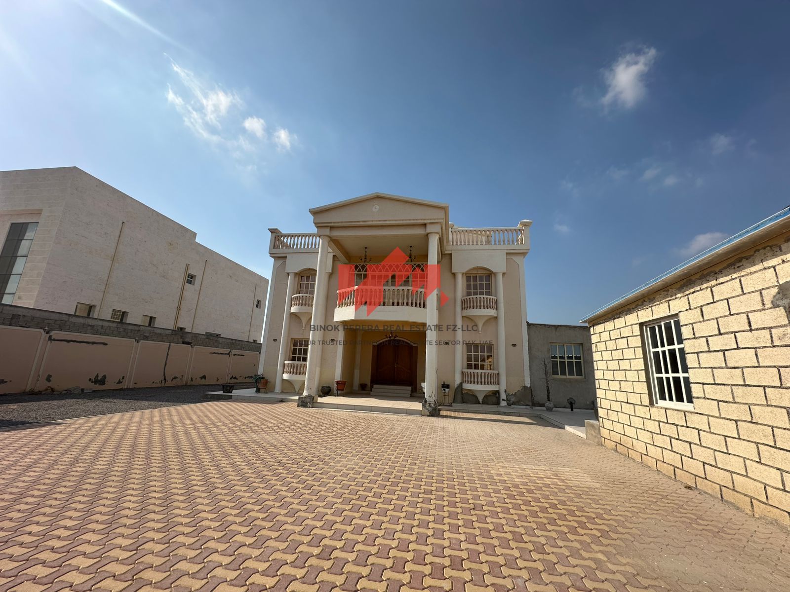 Modern 5-Bedroom Villa – For Rent
