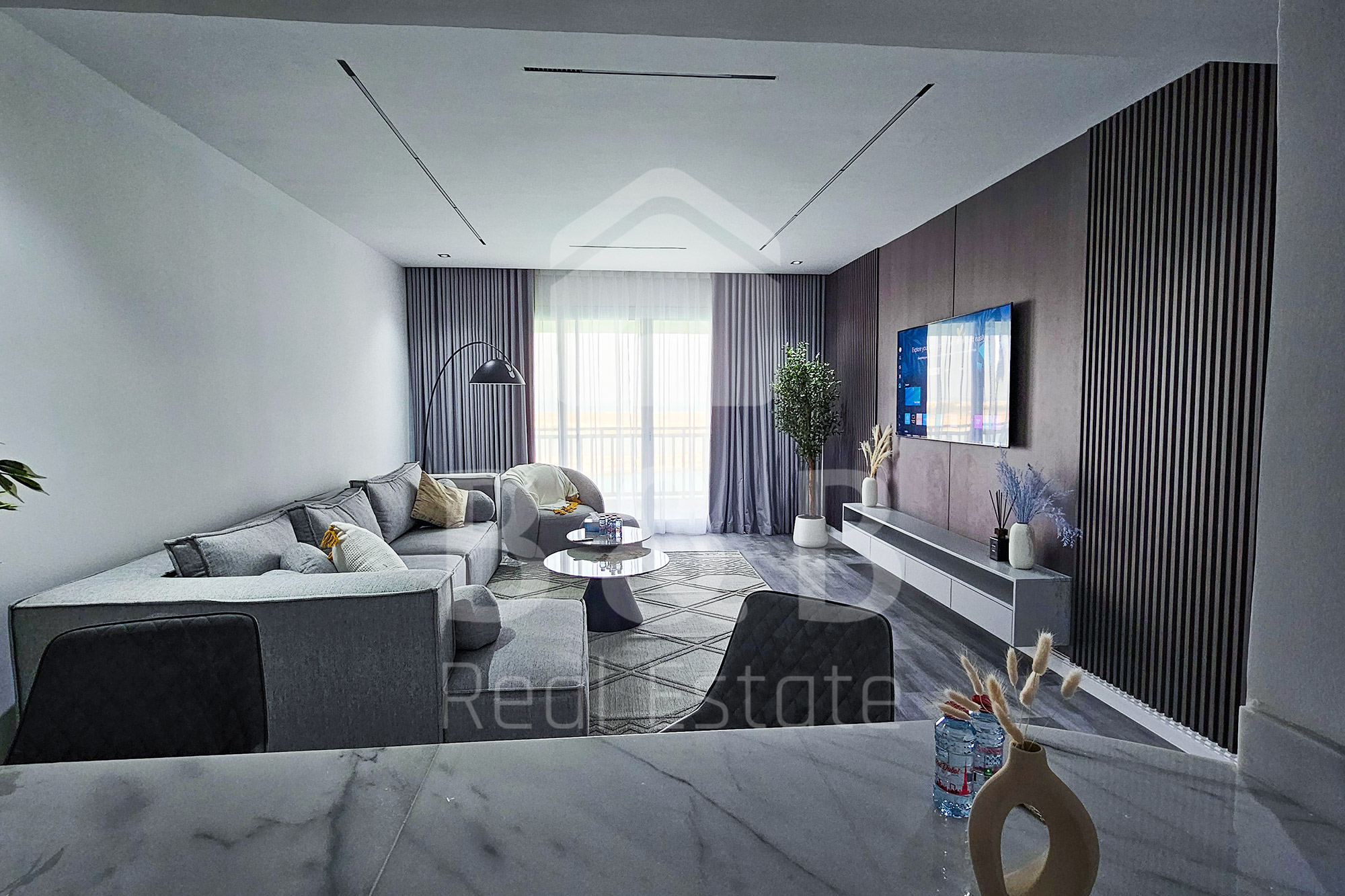 Including Bills - Amazing SEA View 1 Bedroom