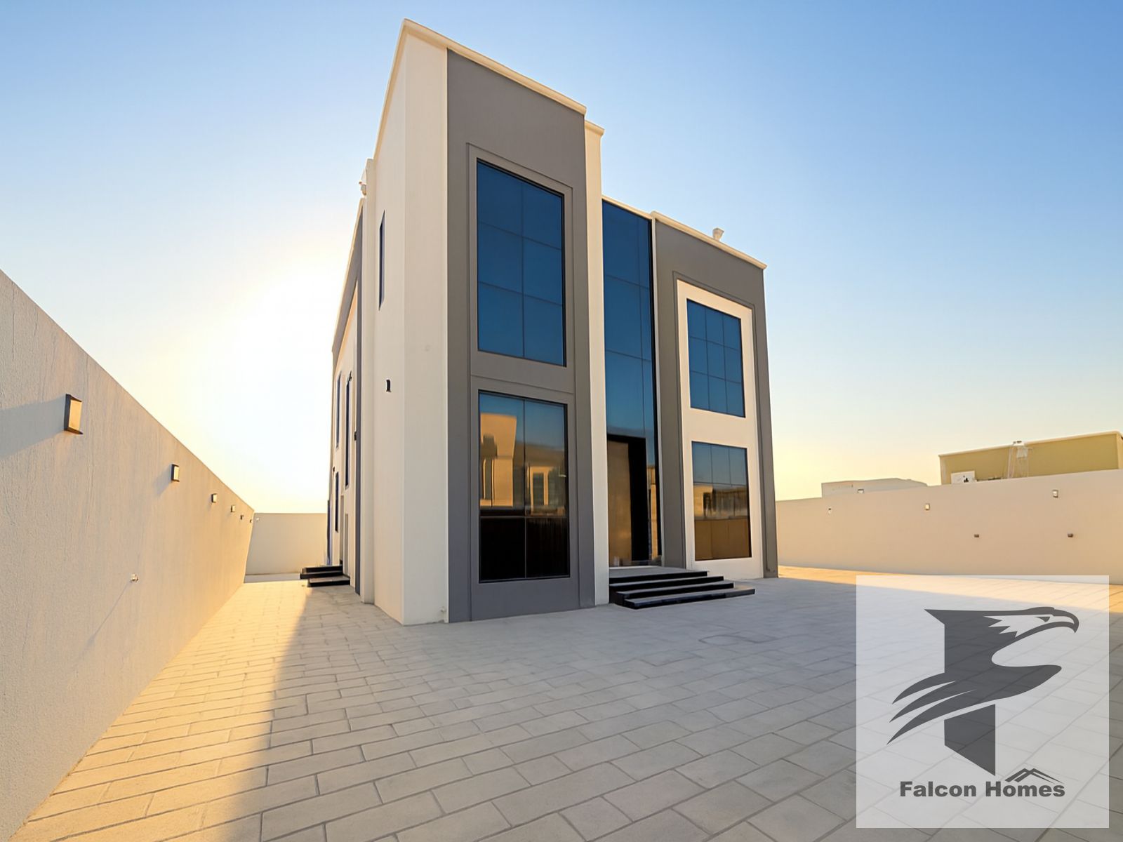 Brand New 4BR Modern Bright Villa with Garden