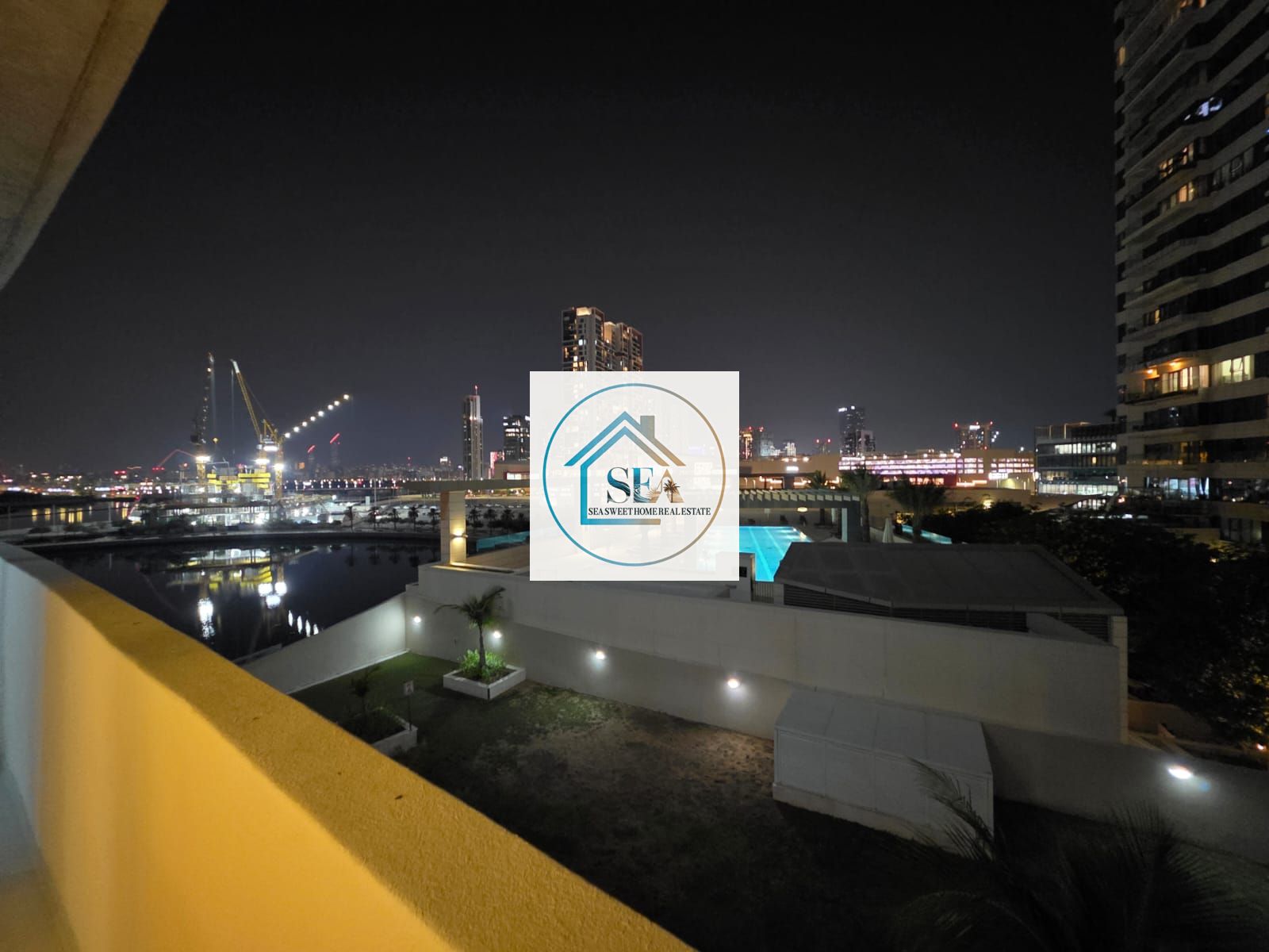 spacious 1 BHK / balcony with stunning view / Modern layout