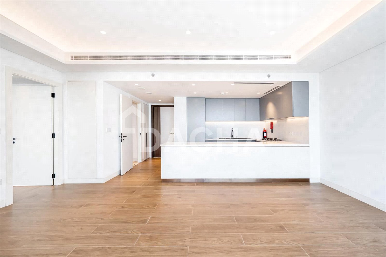 Sea Views | Big Layout | HIGH FLOOR