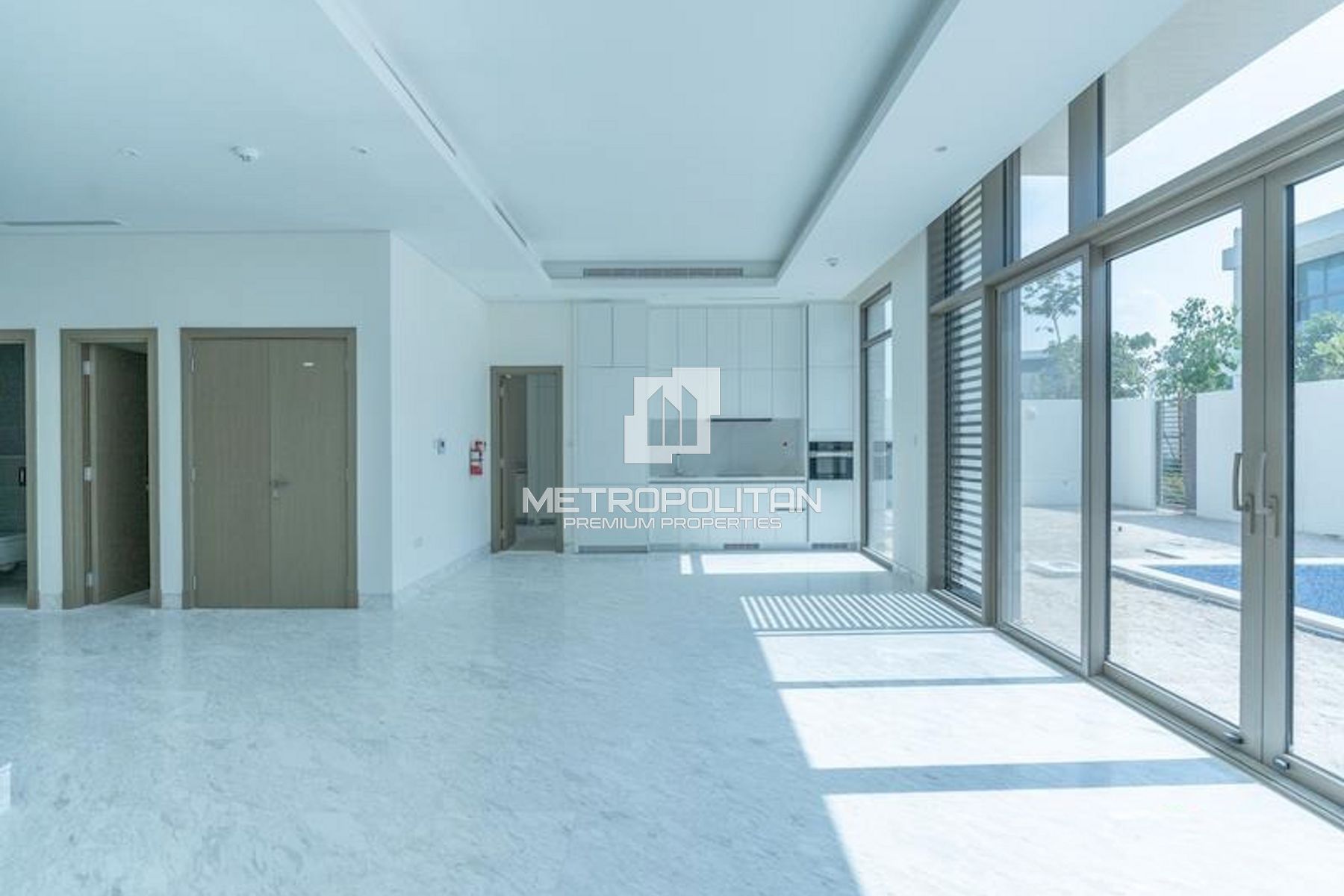 Luxurious | Landscaped | Vacant and Ready