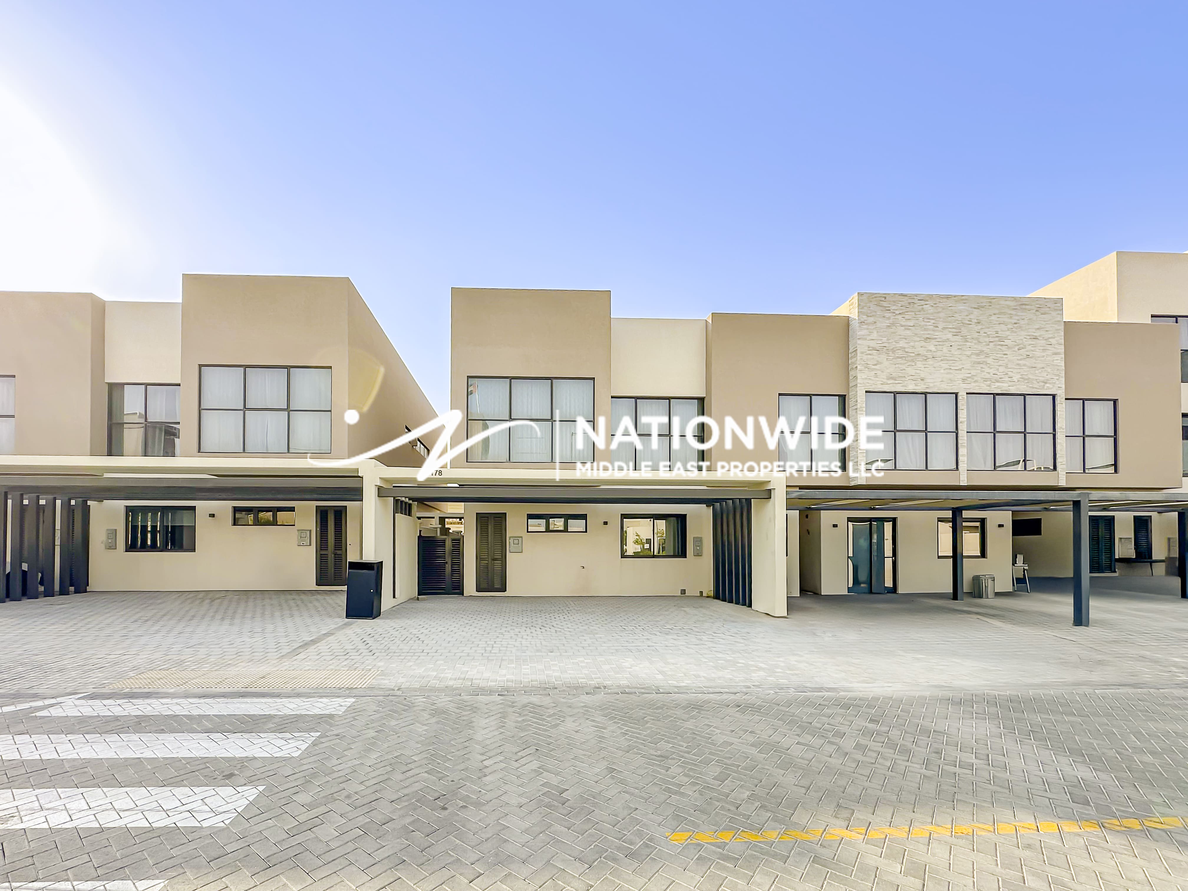 Vacant| Stylish 4BR| Prime Area| Top Amenities