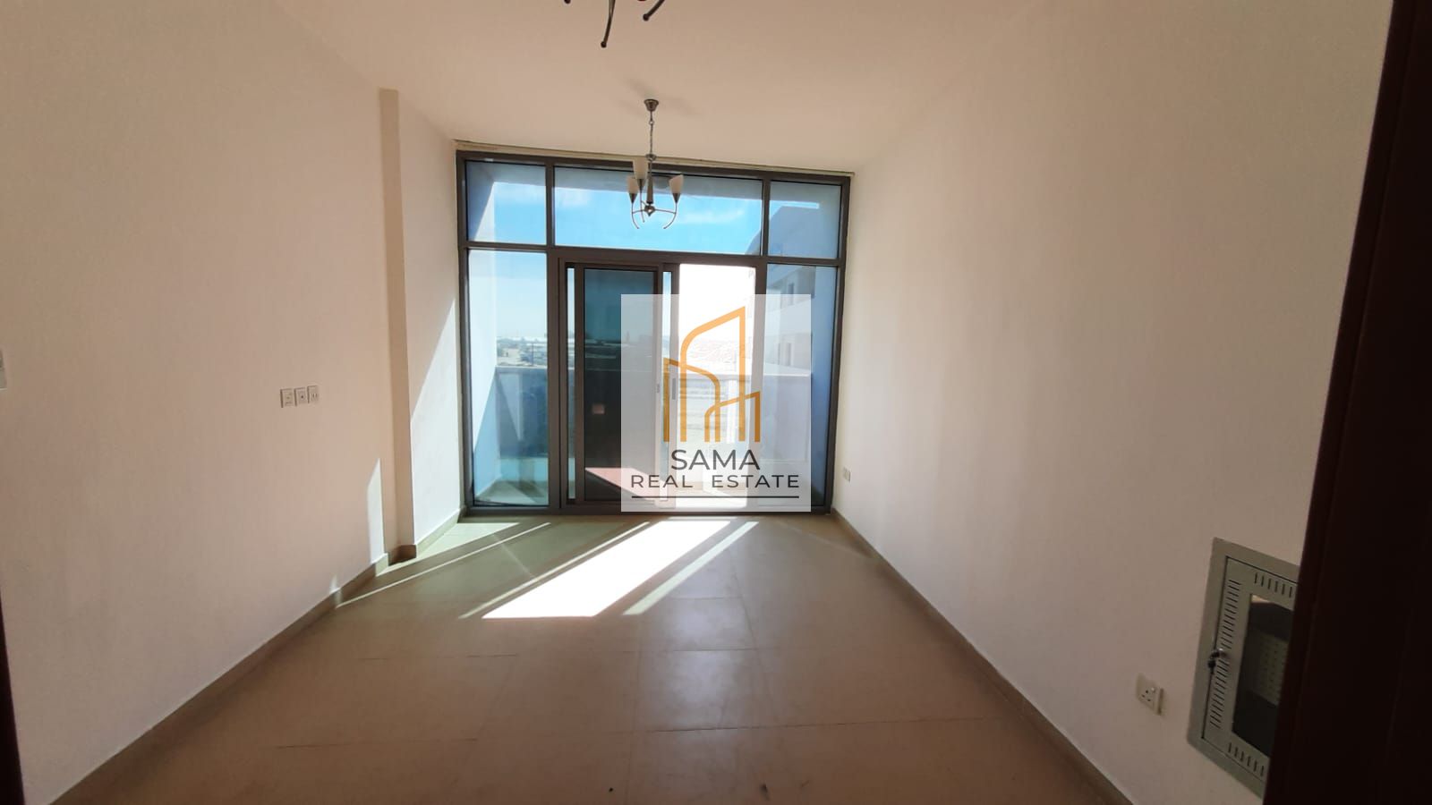 1 BEDROOM HALL WITH BALCONY JUST 40K IN ALJADA