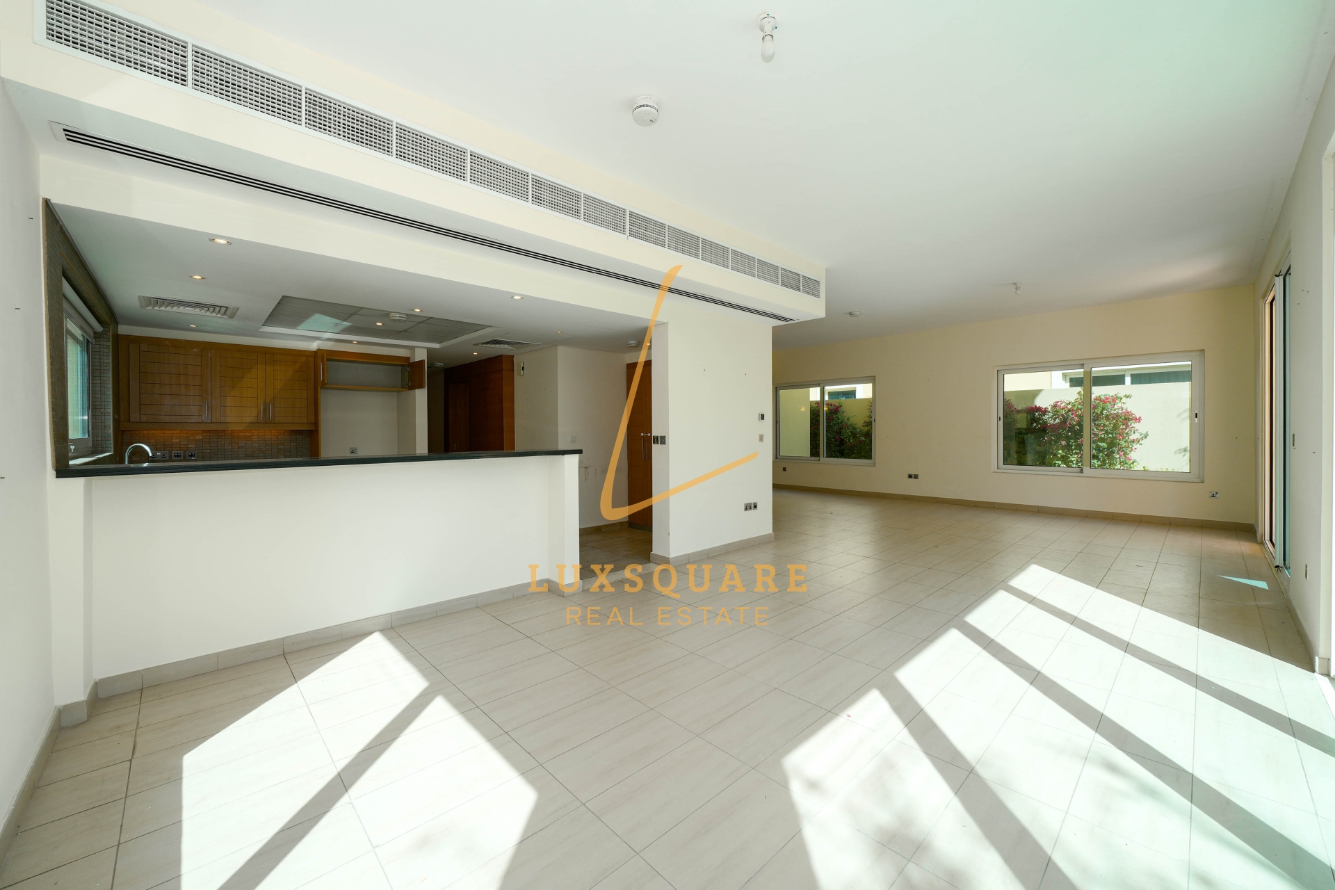 Spacious 4BR Villa I Landscaped I Ready to Move