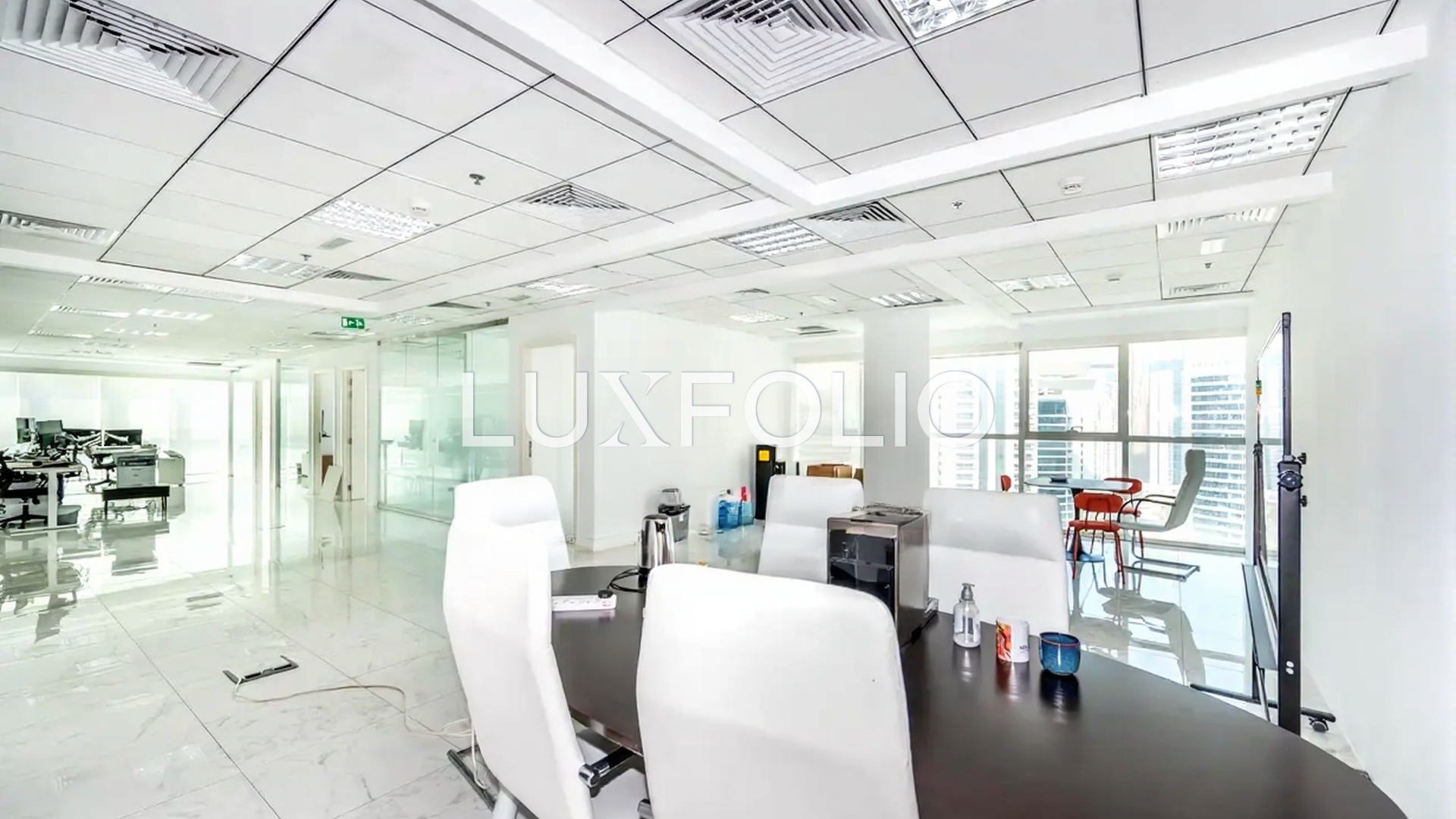FULL FLOOR | 11 PARKINGS | HIGH FLOOR