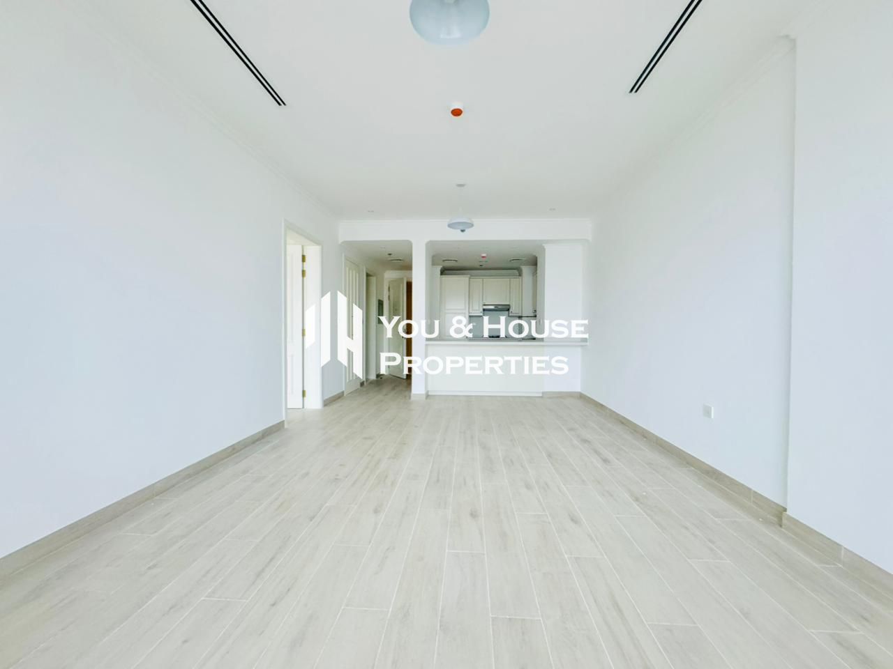 Brand New Building I With Fitted Kitchen & Big Balcony I Pool View
